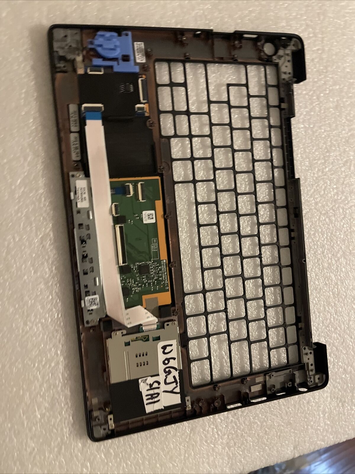 New Dell OEM Latitude 7300 Palmrest Touchpad Smart Card Reader W6GJY S1 A1