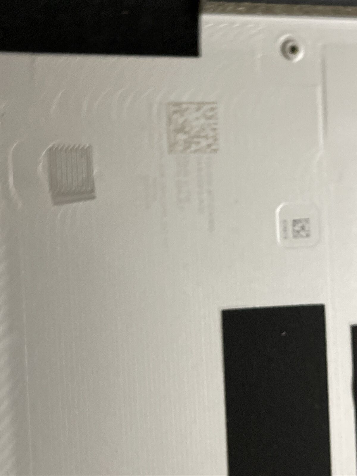 Genuine Dell Xps 9300 Lower Base Bottom Case Cover 3KJK7 03KJK7 J1 C4 Grade B