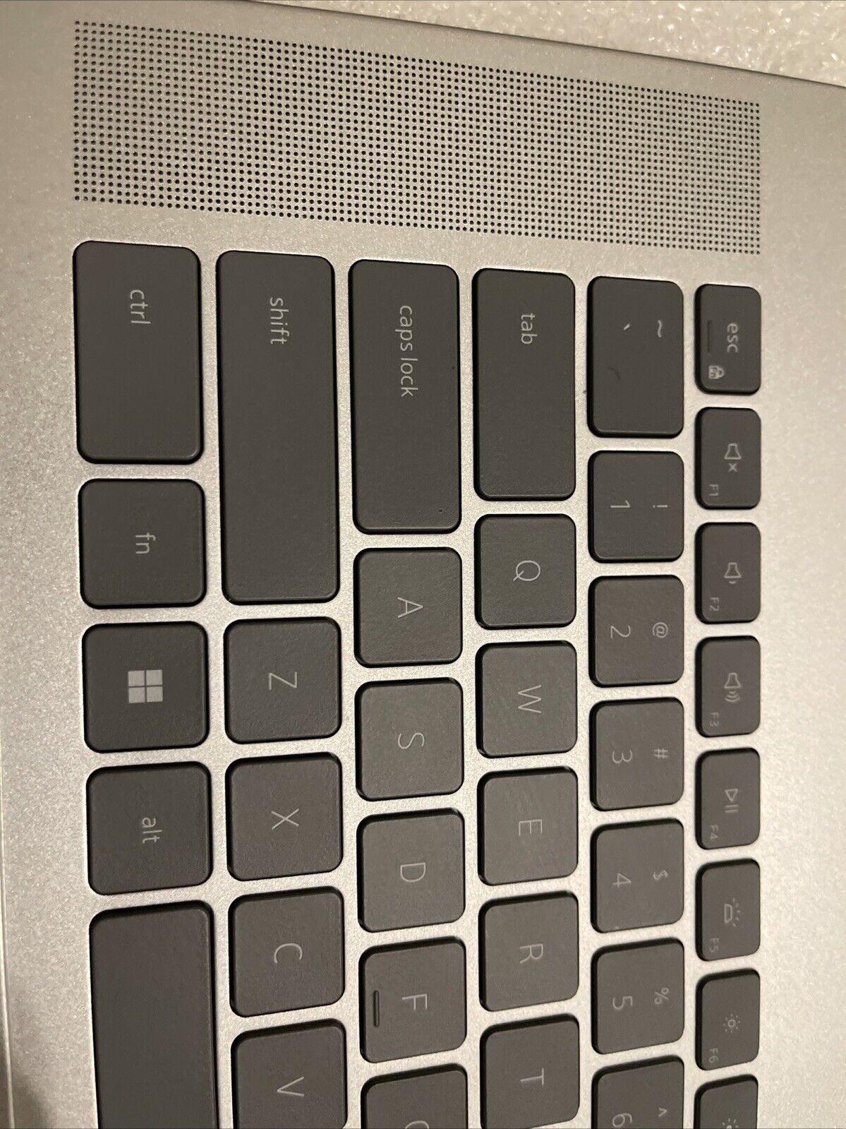 Dell Inspiron 16 5625 5620 Palmrest English Backlit Keyboard Silver 0HJ5PC ST H2
