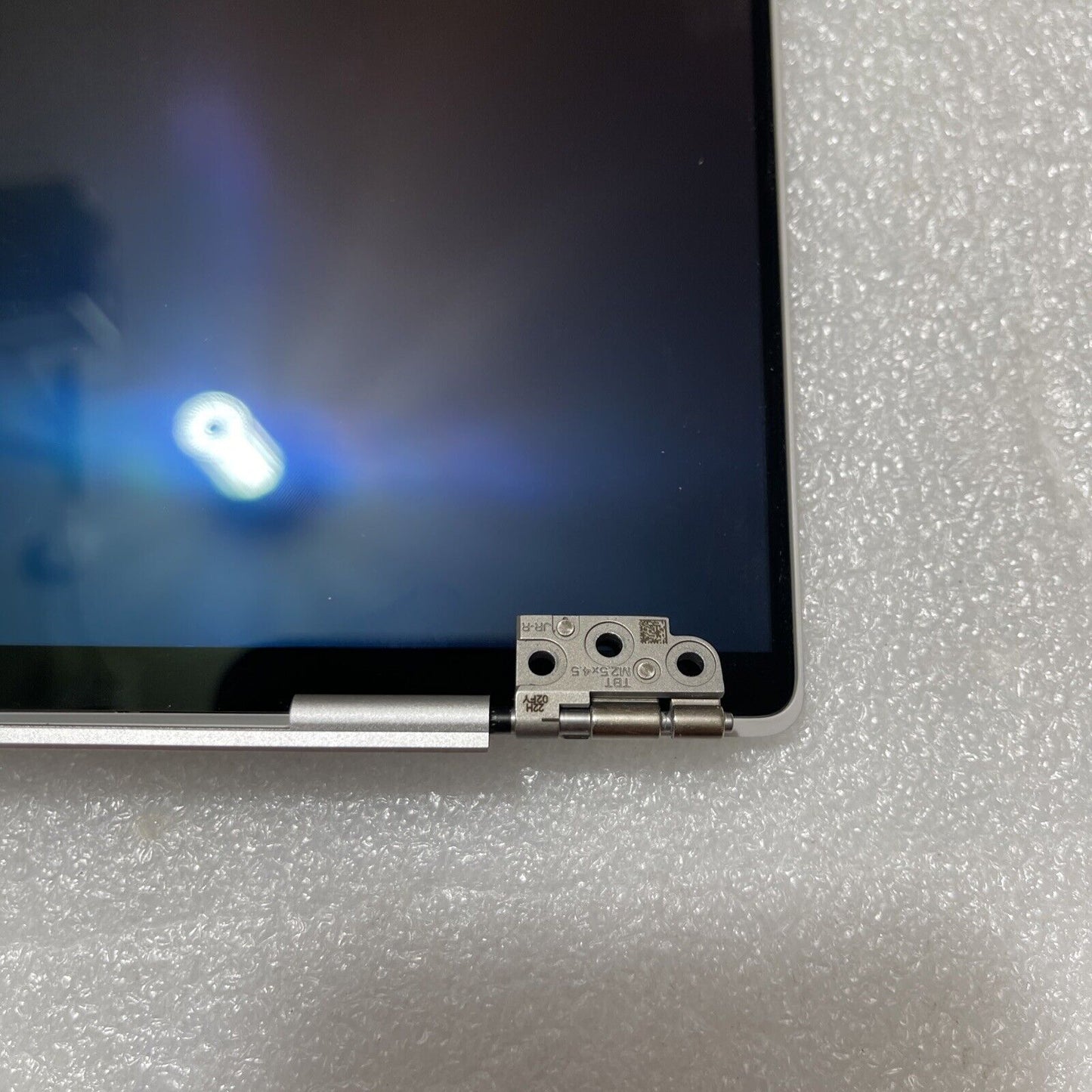 Dell XPS 9320 Plus 13.4" Oled Touchscreen 29WPH VNRJ0 DqJ1 Scratch On Top Lid