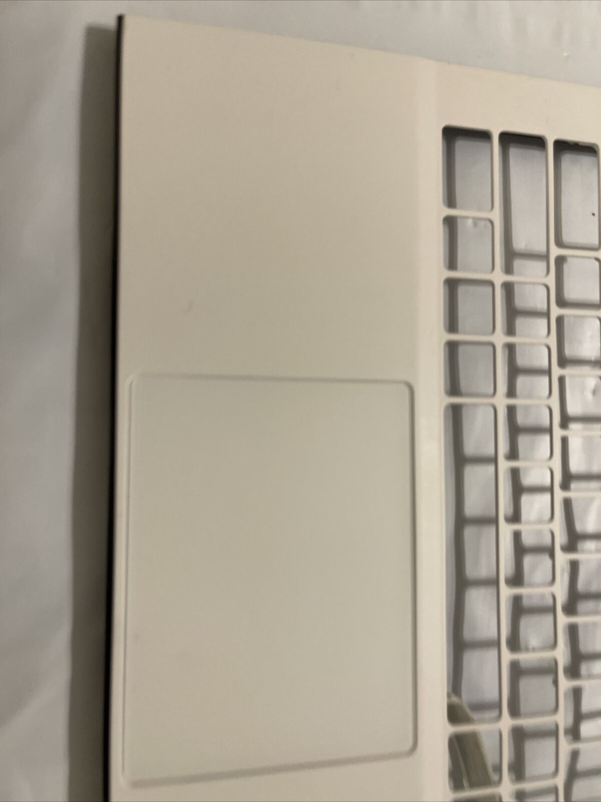 Genuine Dell Alienware M17 R3 Laptop Palmrest Touchpad 0KP6D 00KP6D H4 P1