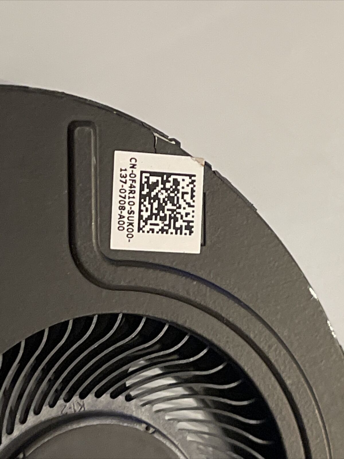DELL Inspiron 14 7400 Cpu fan EG50040S1-CK30-S9A 023.100JA.0001 F4R10 P5