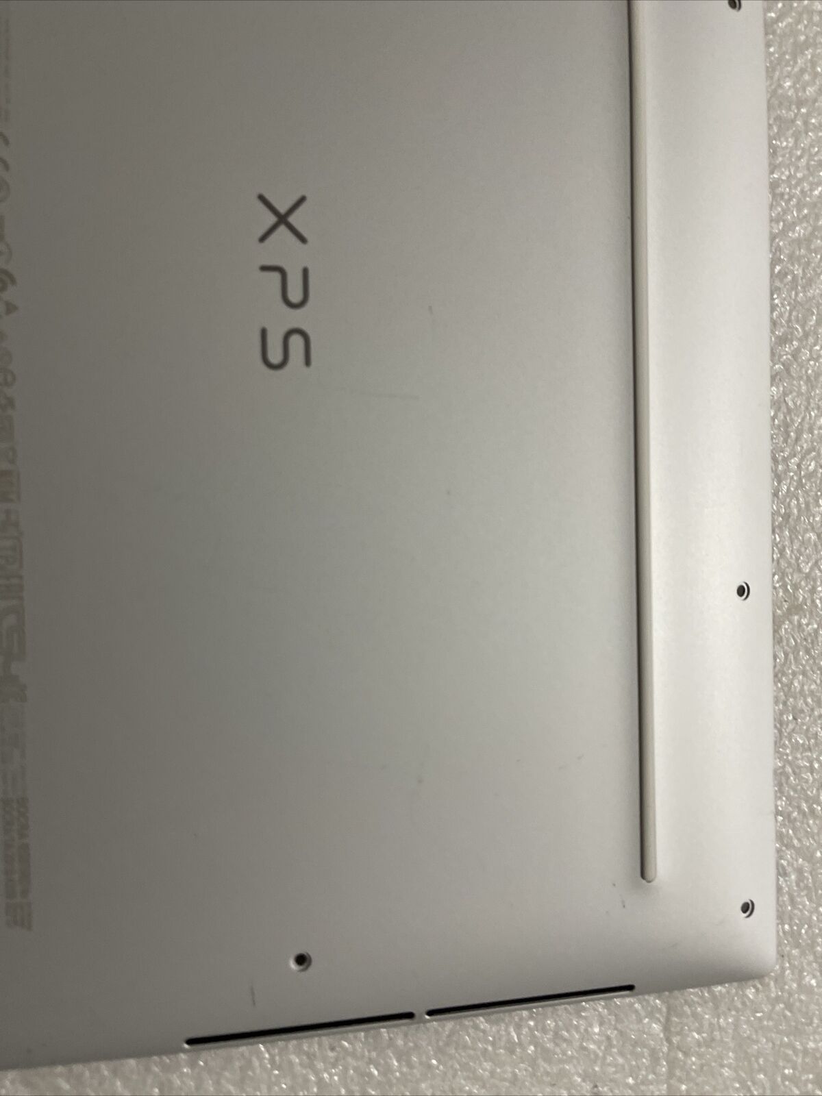 Genuine Dell Xps 9300 9310 Lower Base Bottom Case Cover 3KJK7 03KJK7 white B6 B3