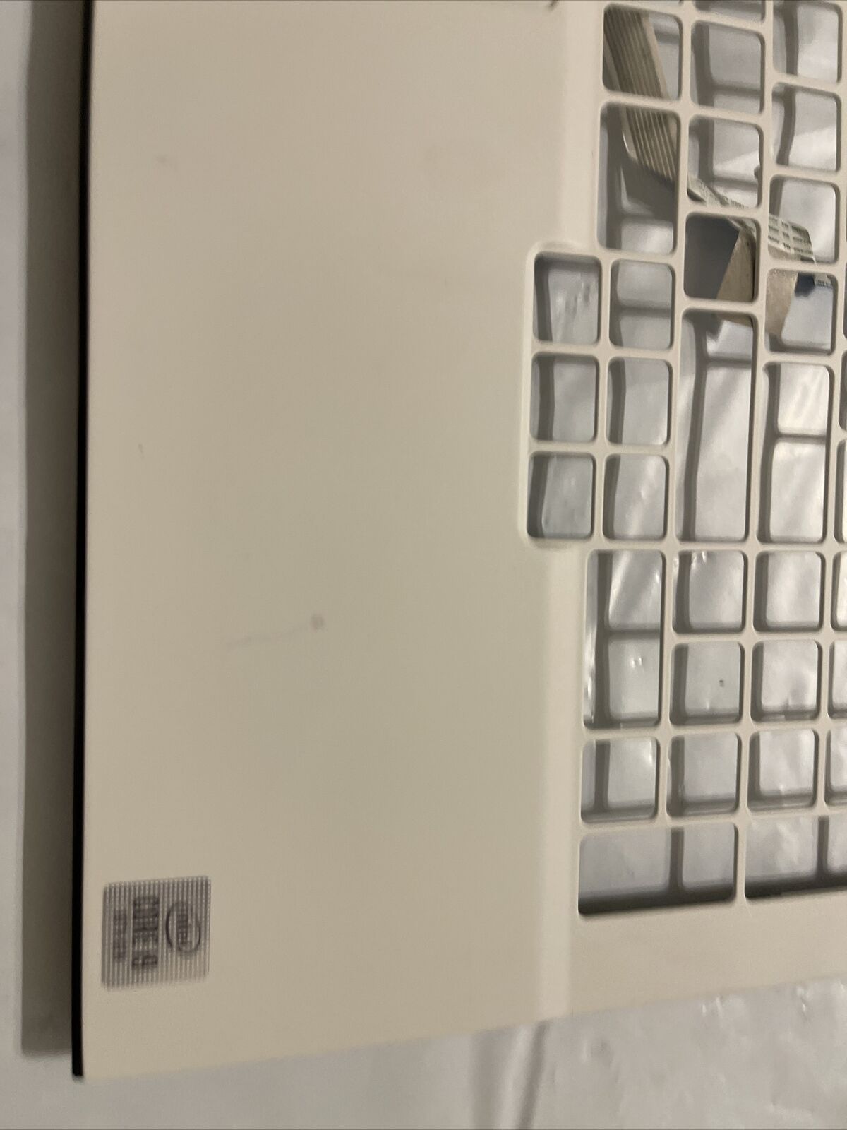 Genuine Dell Alienware M17 R3 Laptop Palmrest Touchpad 0KP6D 00KP6D H4 P1