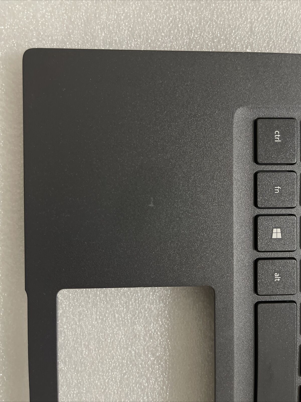 Genuine Dell Latitude 3410 E3410 Laptop Palmrest Spanish Keyboard 0MC2P NSb5