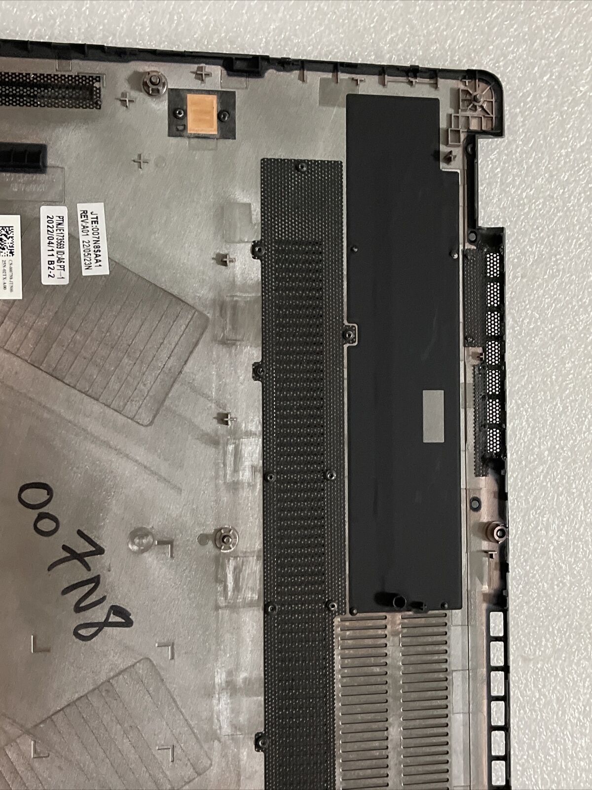 Genuine Dell Latitude 5320 Laptop Bottom Base Lower Cover 007N8 0007N8 H1C1S1