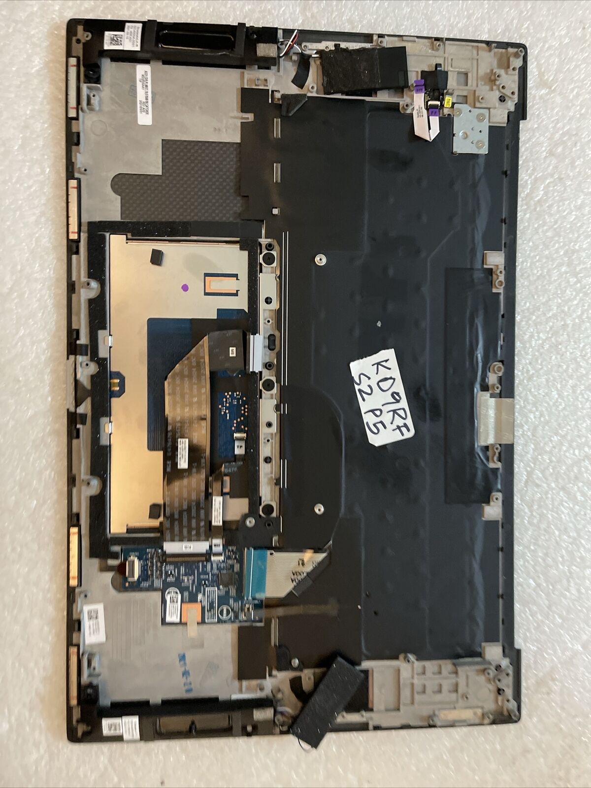 Dell XPS 9730 Laptop Palmrest Backlit US English Keyboard Speakers KD9RF S2 P5