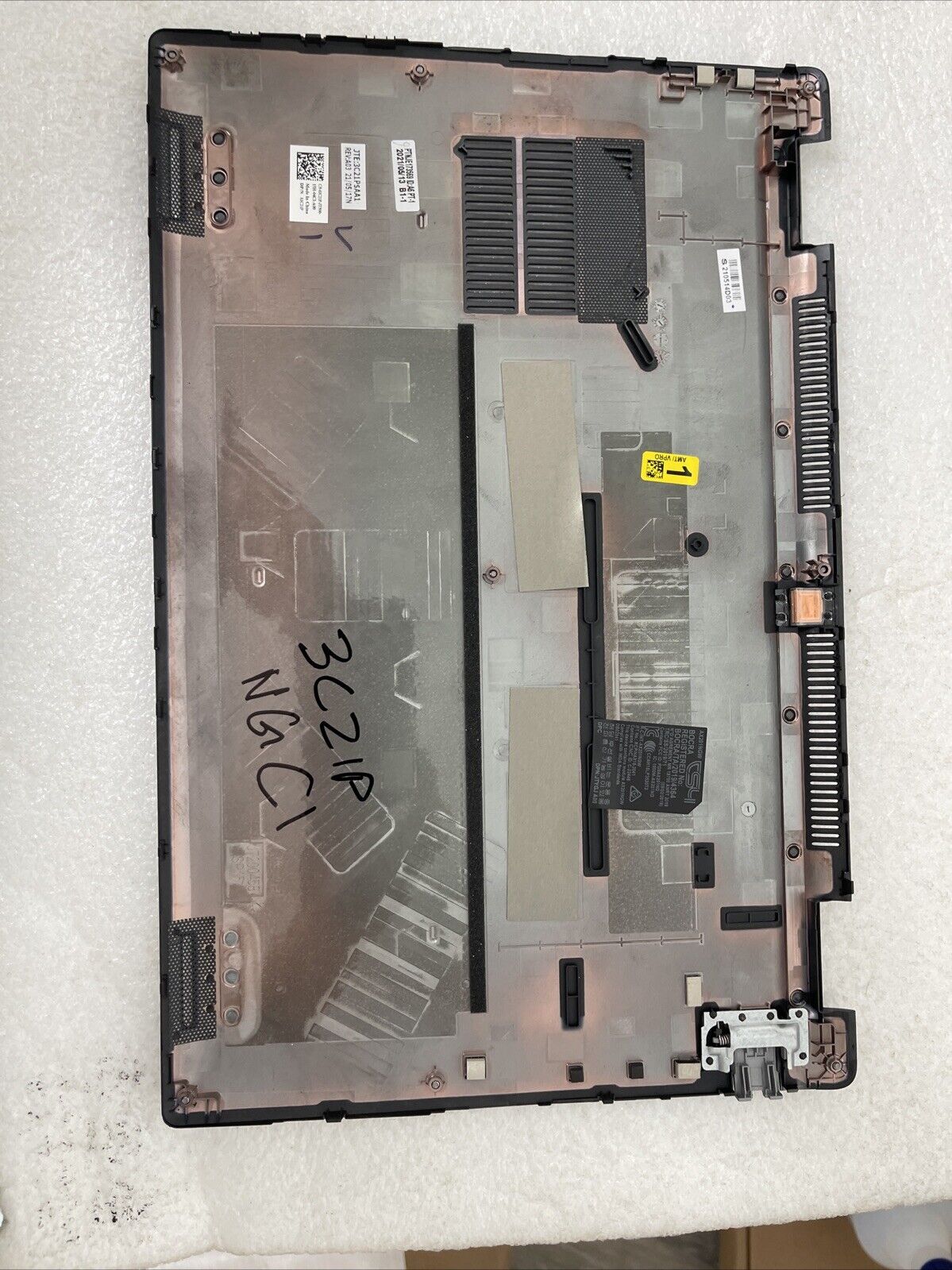 Genuine Dell Latitude 5520 Silver Bottom Base Cover Lower 03C21P 3C21P NG T8