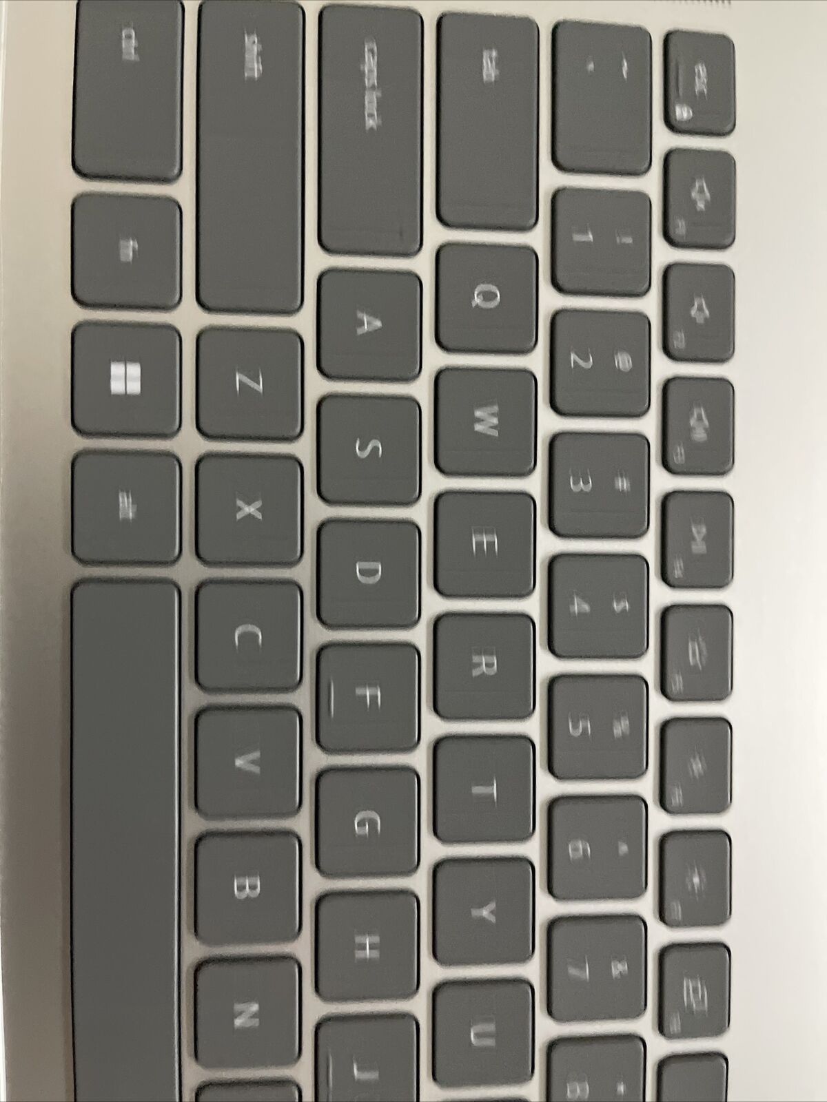 Genuine Dell Inspiron 16 5620 5625 Palmrest US Eng Keyboard YJGM5 0HJ5PC H1 T1