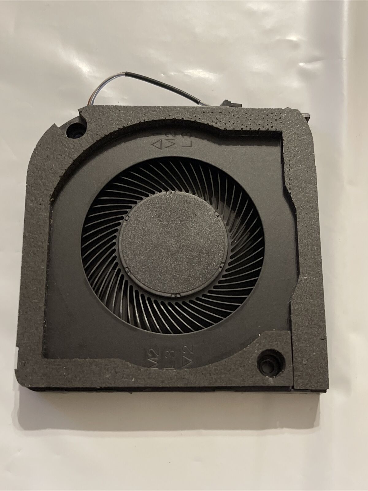 New Genuine DELL Precision 3560 LAPTOP cooling FAN DXJNV 0DXJNV P1