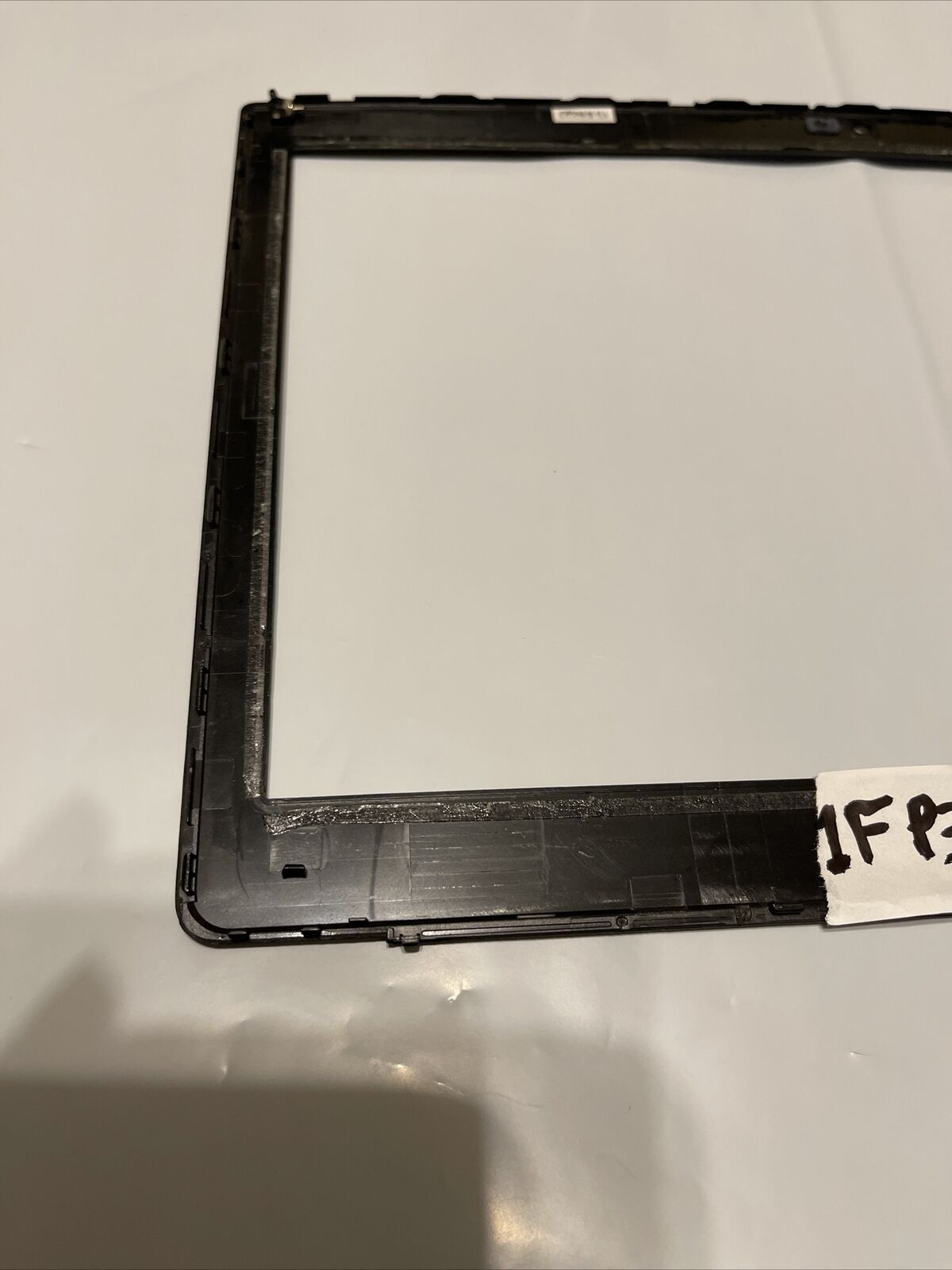 Genuine 1FP3H Dell Latitude 7280 Laptop LCD Bezel Webcam Port N1