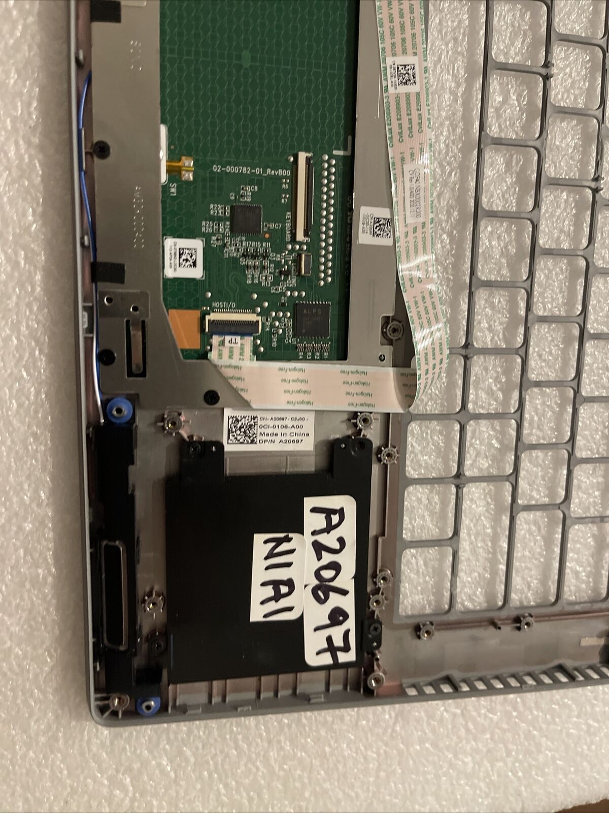 Genuine Dell Latitude 5420 E5420 Laptop Palmrest Touchpad Speakers A20697 N1 A1