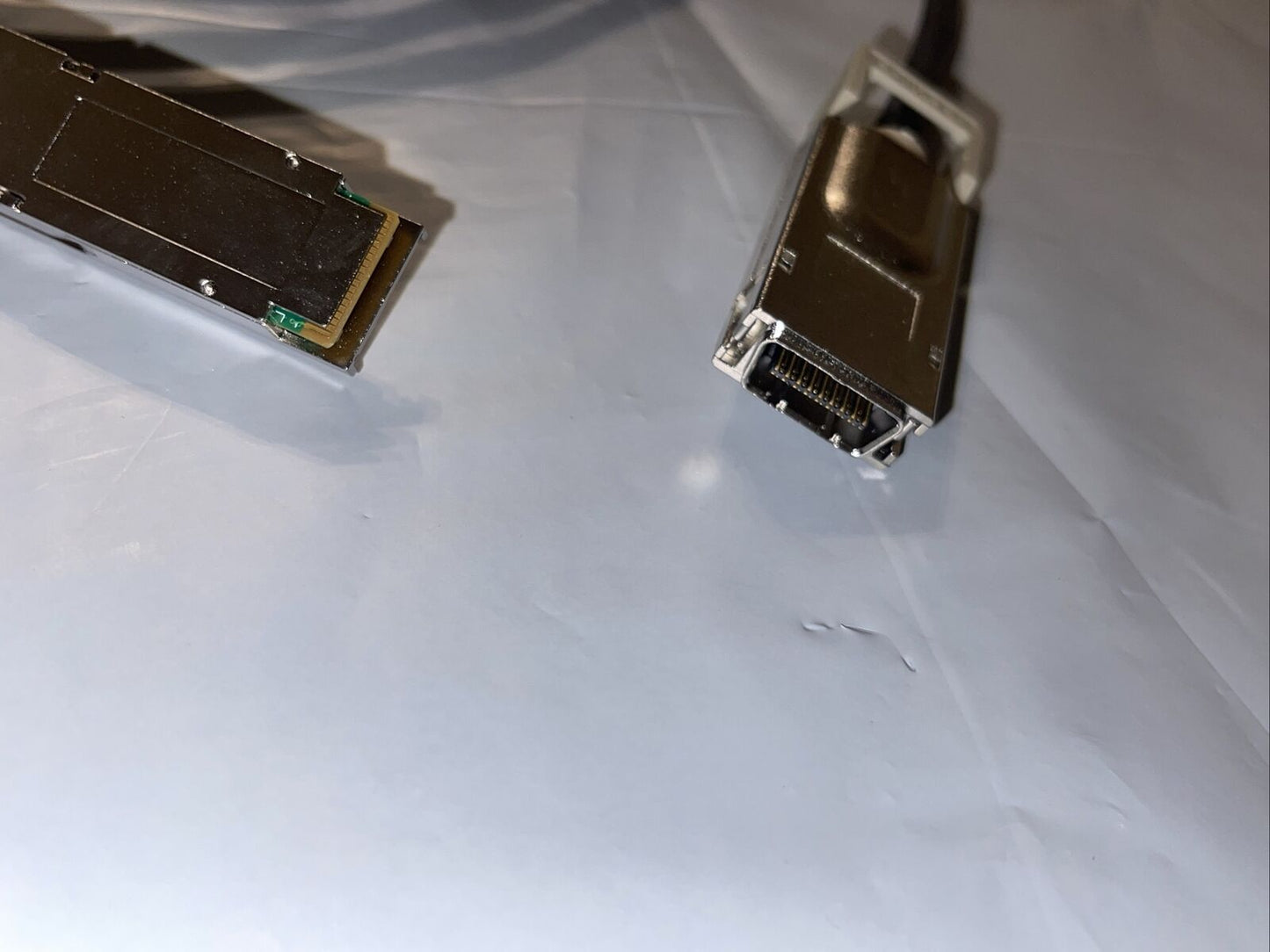 FCI 10117984 2030HLF NetApp QSFP Cable 3 meter passive copper ssf-8470 emc2