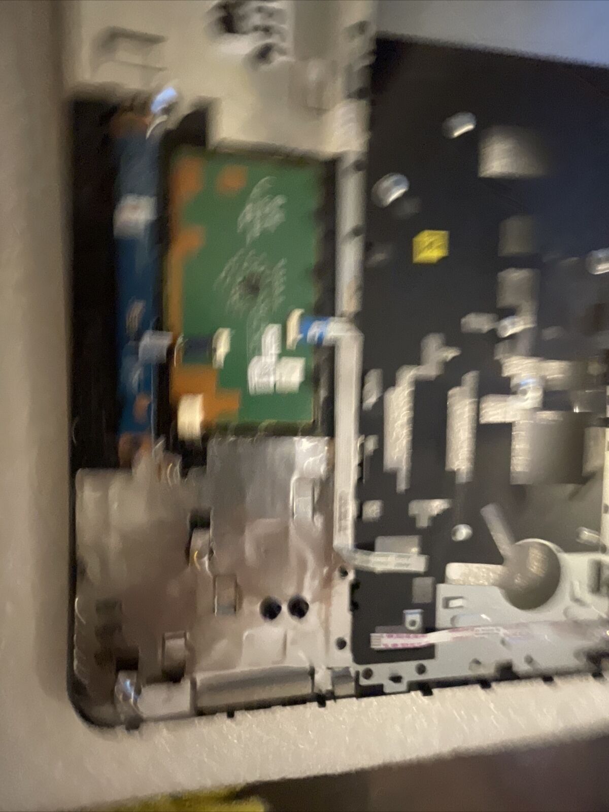 NEW GENUINE Dell Inspiron M731R 5735 Palmrest Touchpad BROWN 64FF6 H2 P5