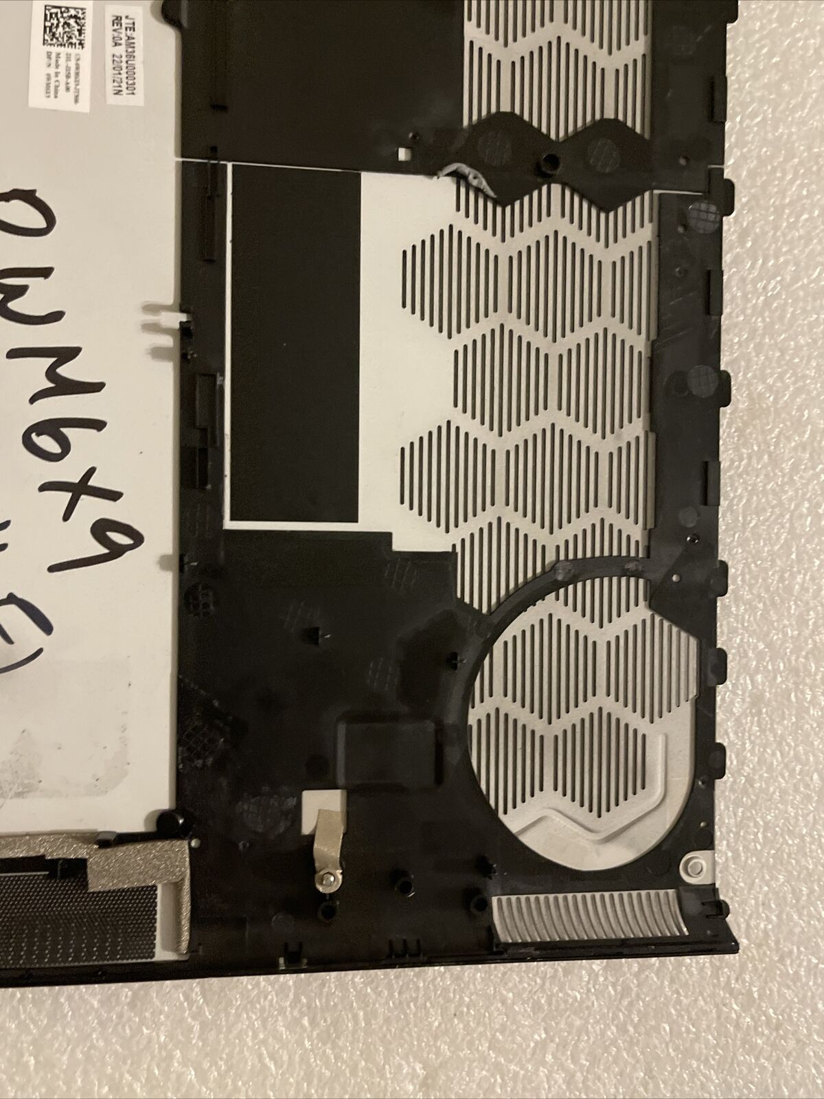 Genuine Dell Alienware M15 R5 Black Bottom Base Cover WM6X9 0WM6X9 H1 E1 Grade B