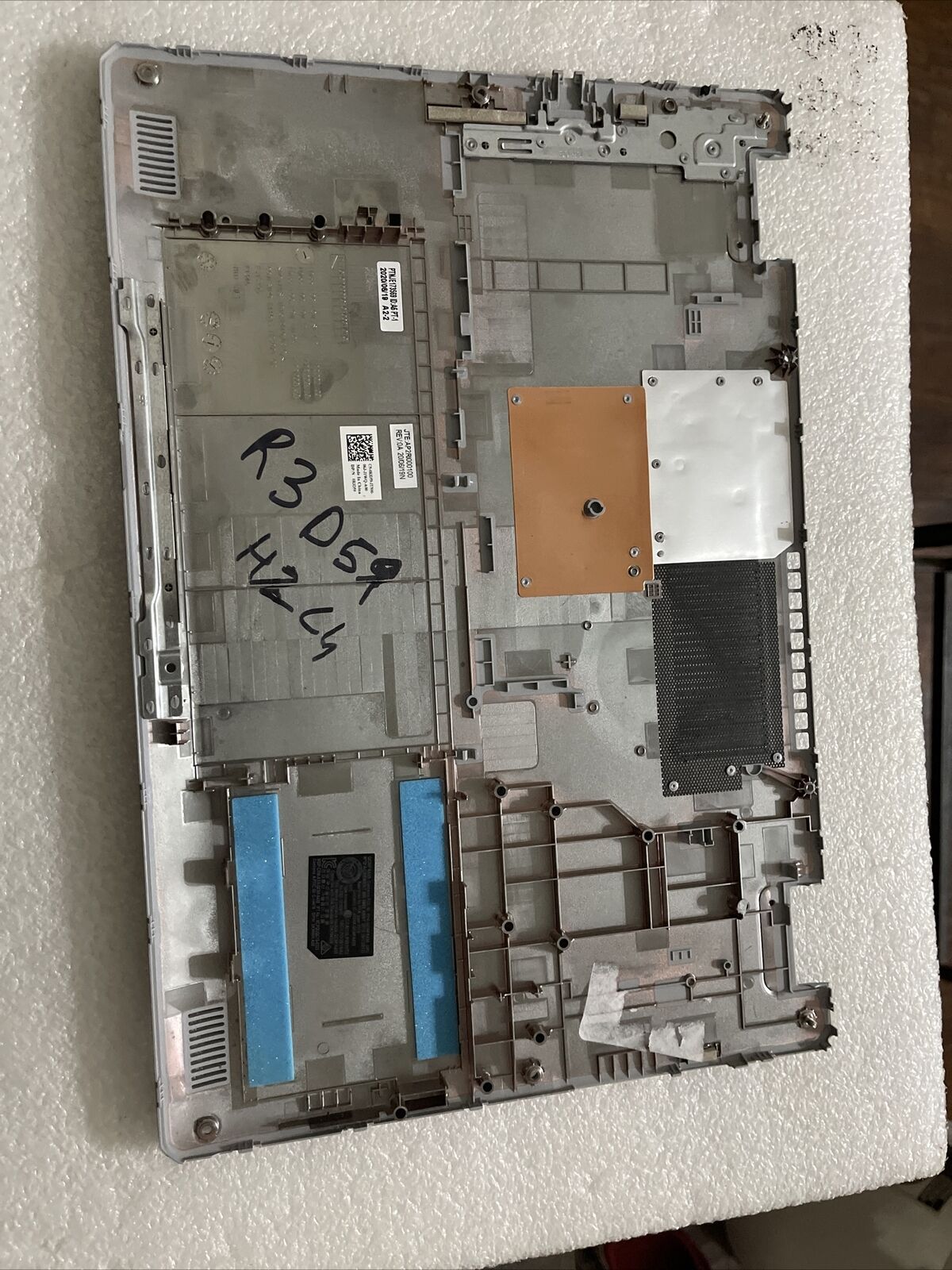 Genuine Dell Inspiron 5593 Laptop Bottom Base Case Cover Assembly R3D59 H2 C4