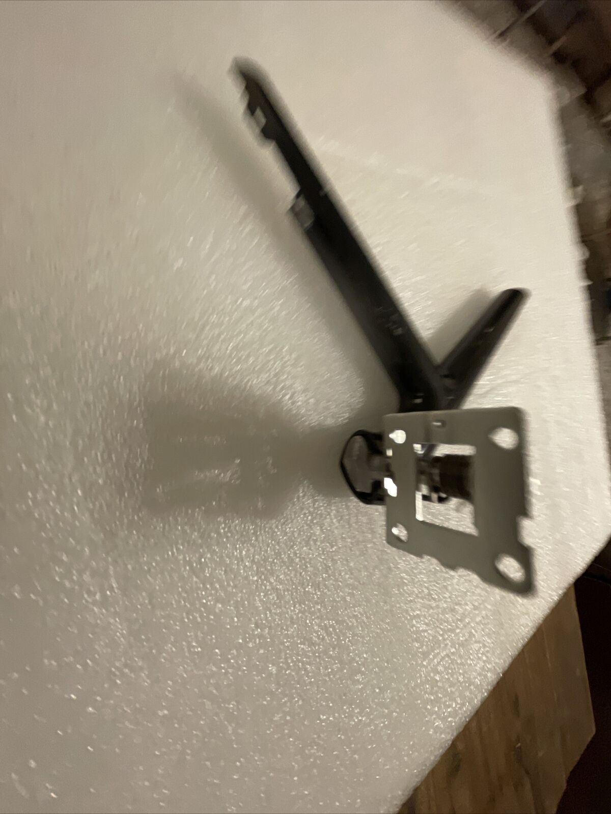 Genuine Dell Hinge I5490-3930BLK-PUS FTTR8 0FTTR8