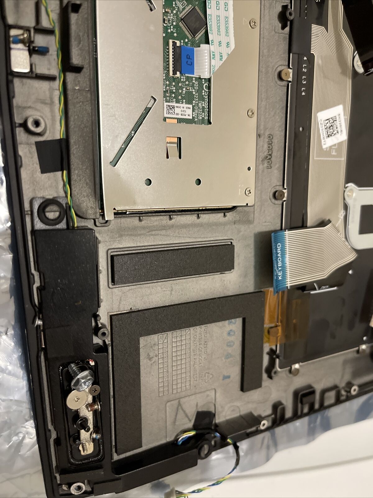 DELL Alienware M17 AWM17 Laptop Palmrest Touchpad US Keyboard 3D7NN GYGKG H1 P2