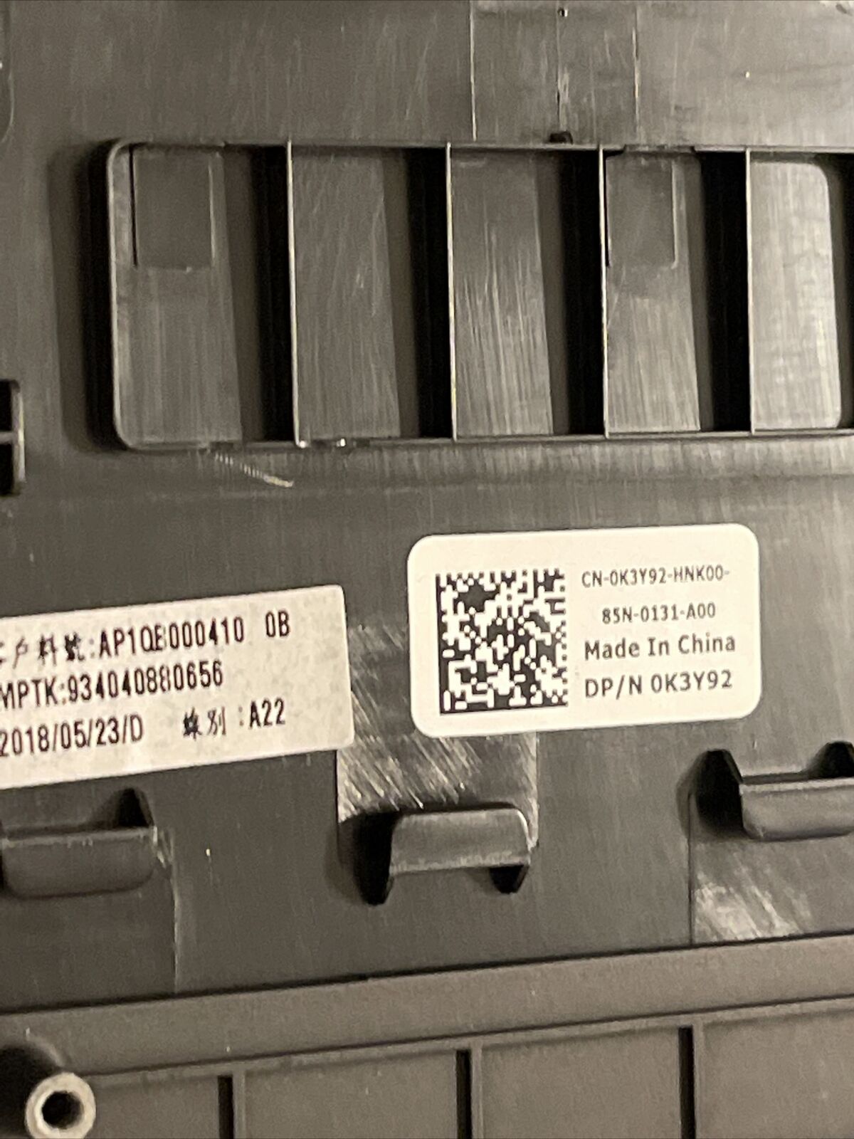 GENUINE DELL ALIENWARE 17 R4 PALMREST ASSEMBLY AP1QB000410 K3Y92 0K3Y92 H1 P1