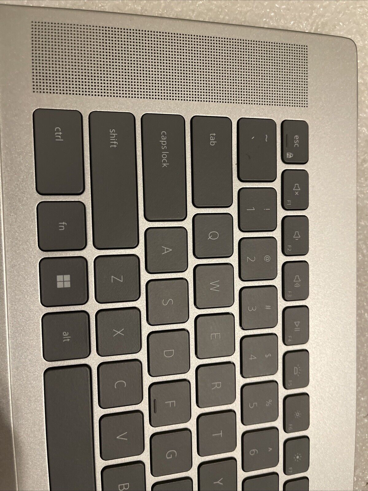 Dell Inspiron 16 5625 5620 Palmrest English Backlit Keyboard Silver 0HJ5PC ST H2