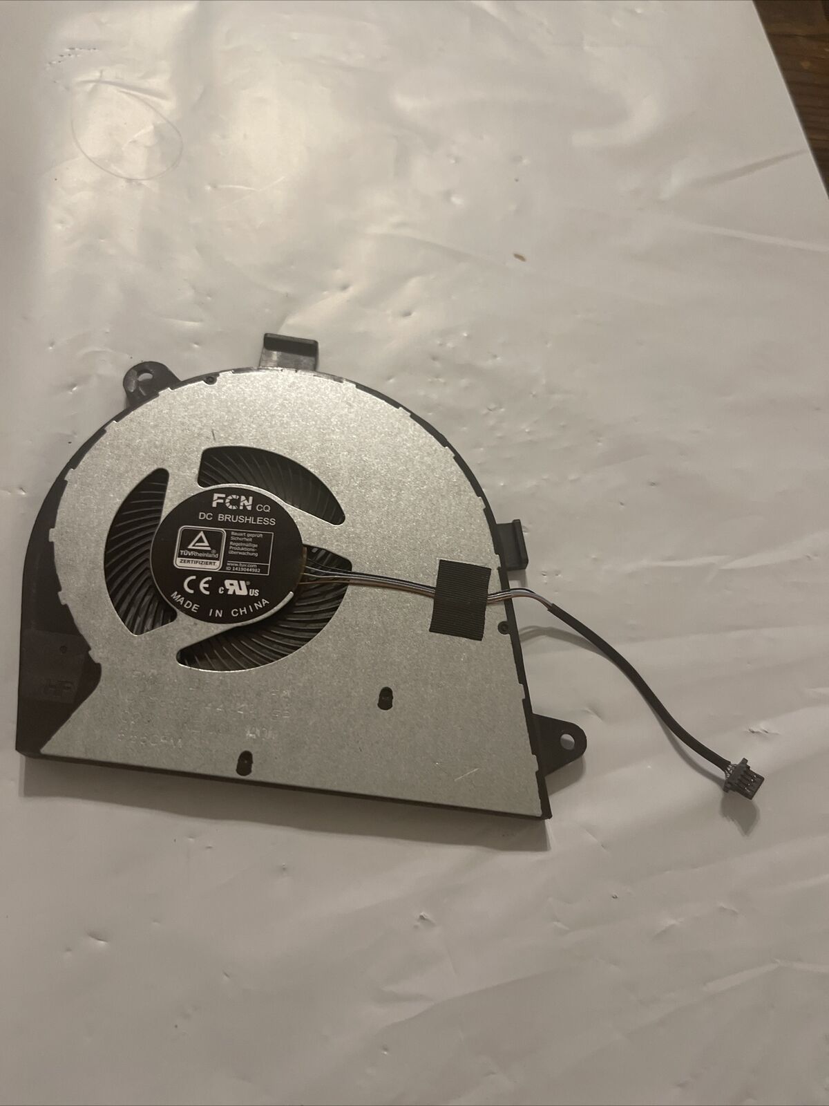 Genuine DELL INSPIRON 7706 2-IN-1 LAPTOP THERMAL CPU COOLING FAN DXCY2 0DXCY2 P2