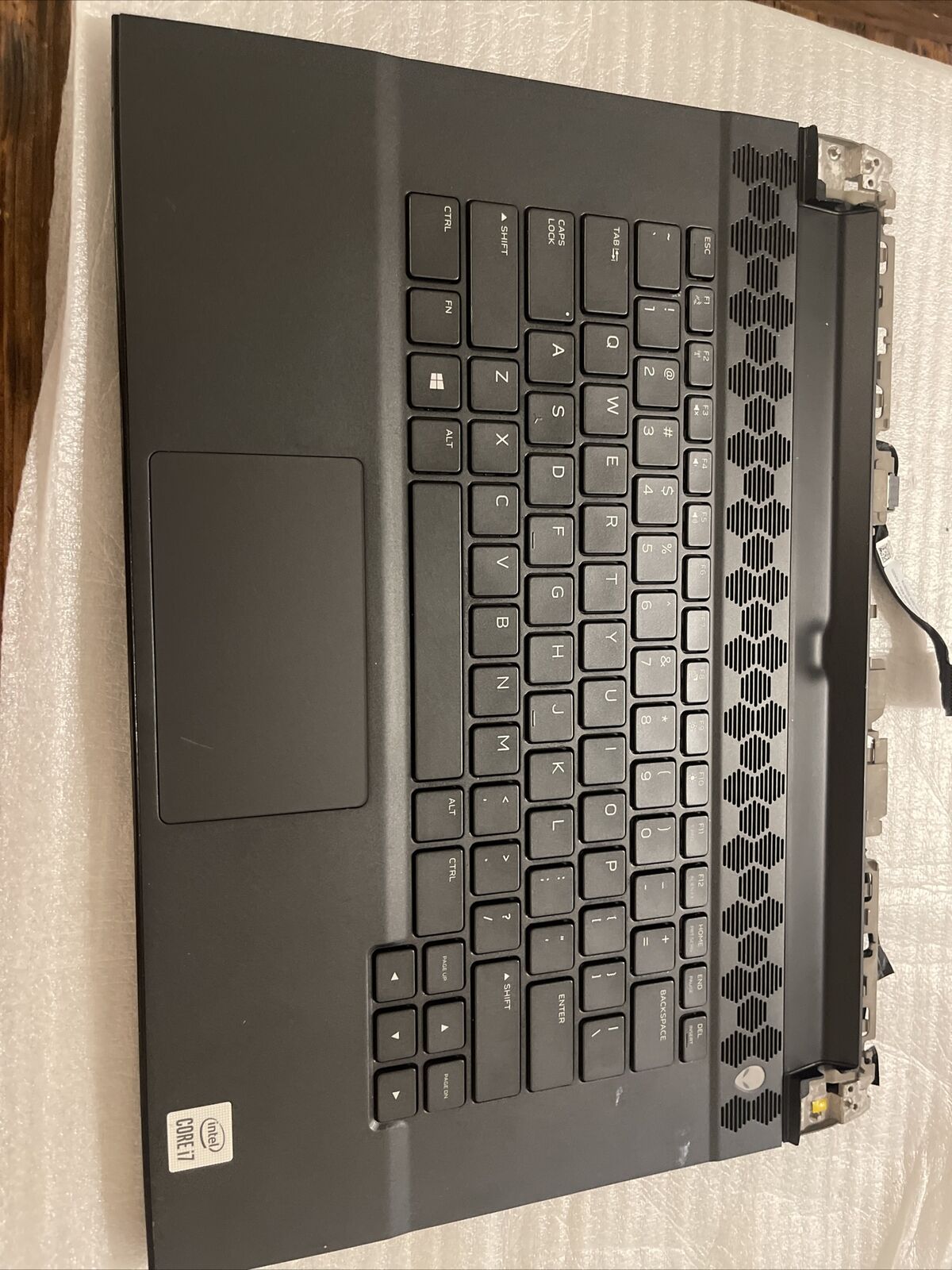 Dell Palmrest Keyboard Alienware15 M15 R3 Speakers/ extras 3DYGJ 03DYGJ P5