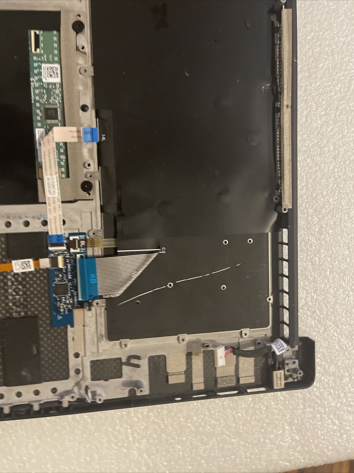 OEM Dell XPS 9575 Palmrest Touchpad US Backlit Keyboard  Speakers M9W9K H2 D5