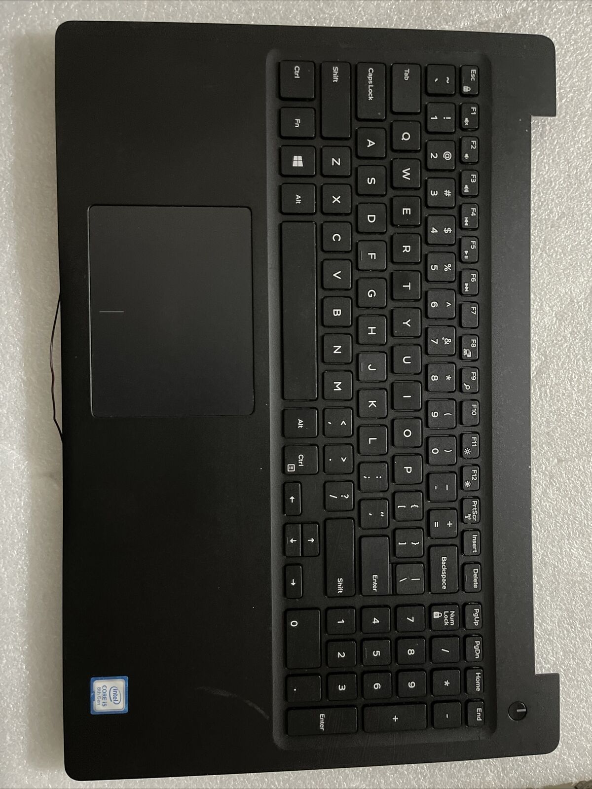 Dell Latitude 3590 Palmrest US Keyboard No BL Speakers Extras HJ64R V5YGX N1H2