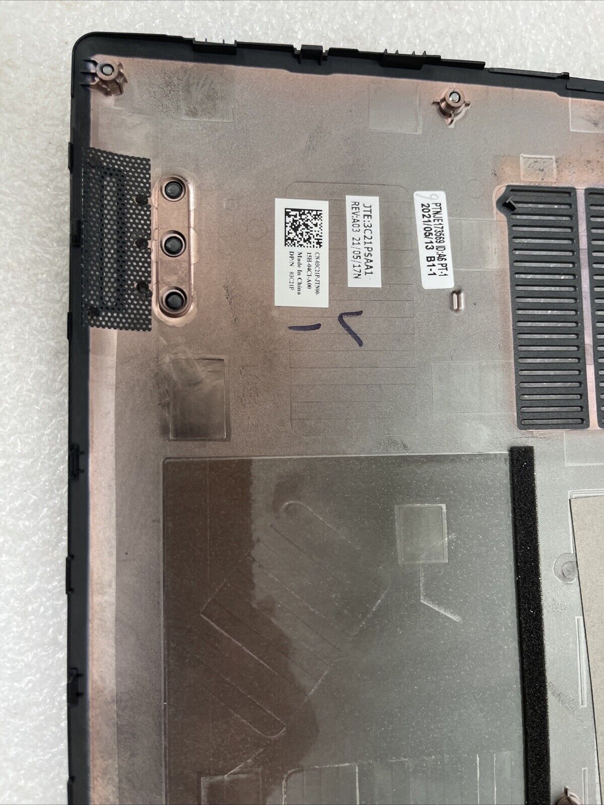 Genuine Dell Latitude 5520 Silver Bottom  Base Cover Lower 03C21P 3C21P NG T8