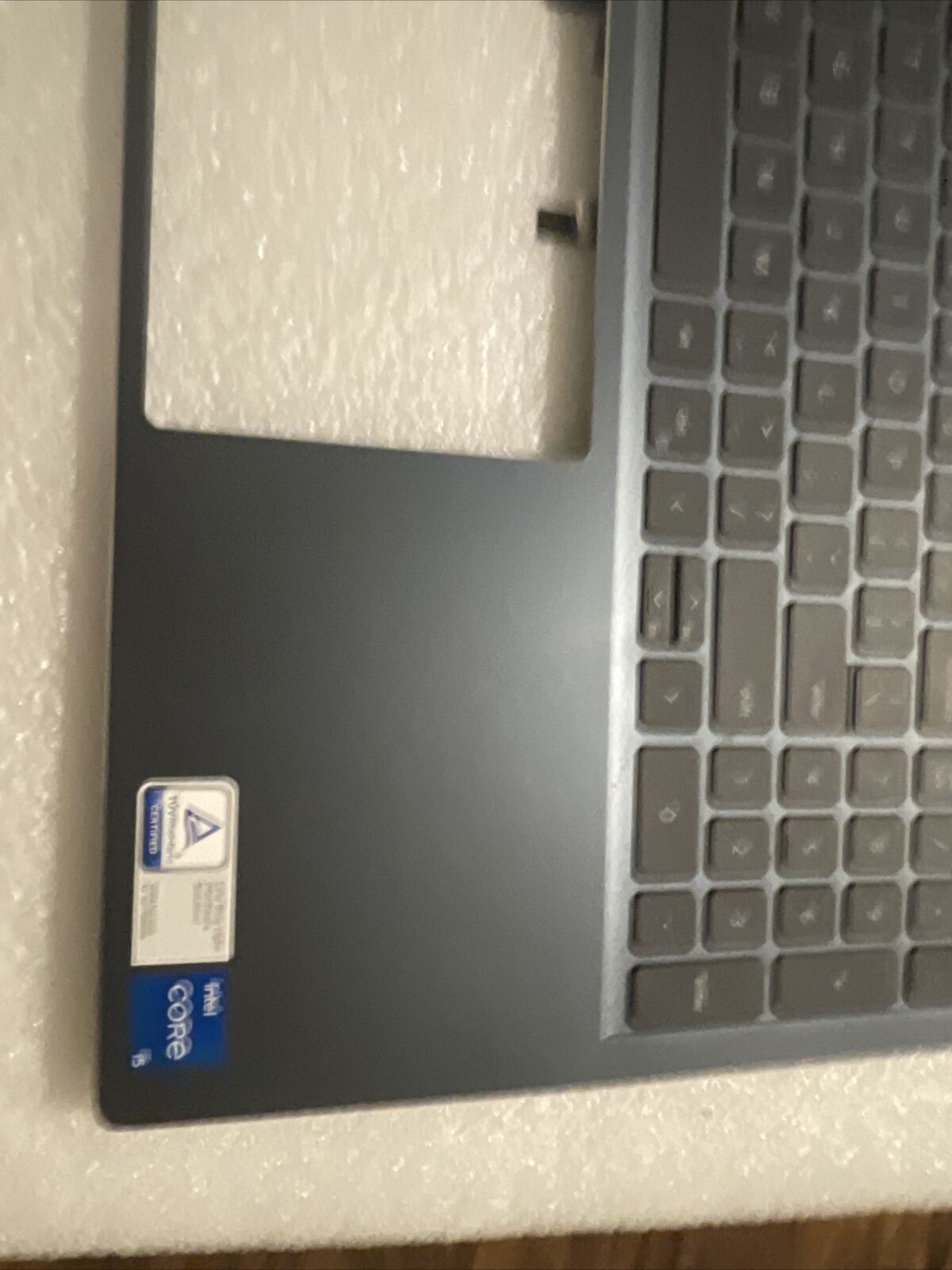 Dell Inspiron 16 Plus 7610 Laptop Palmrest US/EN Keyboard 0YRKJM  H1 P7 Dented