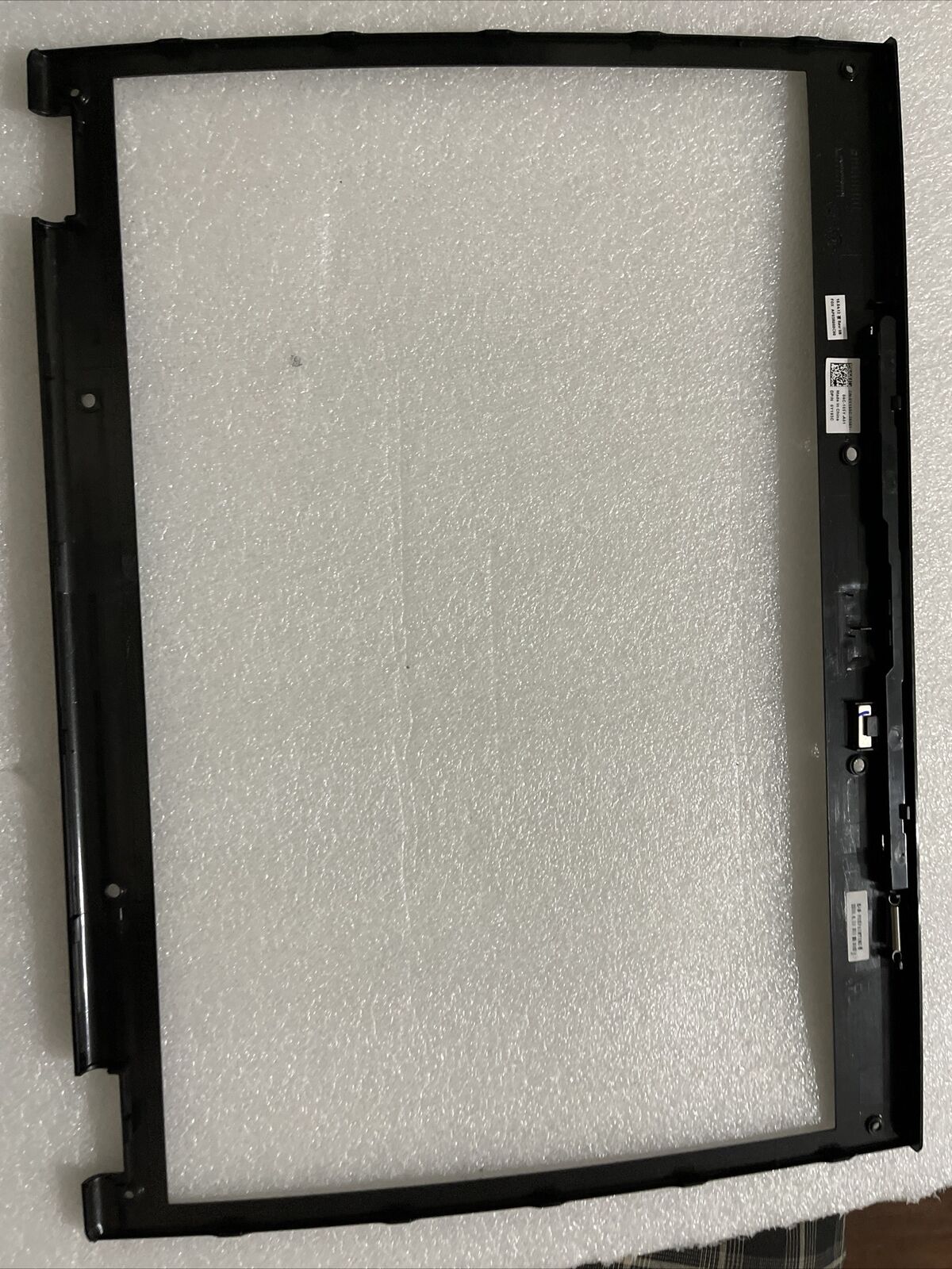 New GENUINE OEM DELL LCD DISPLAY BEZEL VOSTRO 1720 PP36X Y193C H1 N4