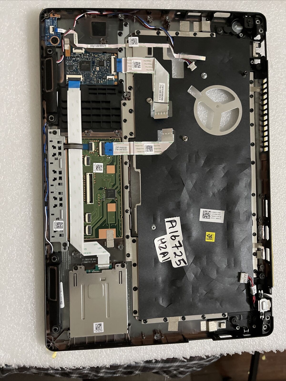 GENUINE DELL Latitude 5480 Palmrest Touchpad Dual Point 66D1C MkX2H A16725 H2 A1