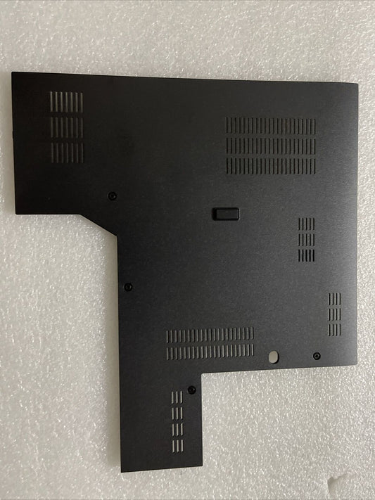 NEW Genuine  DELL LATITUDE E5400 BOTTOM BASE ACCESS PANEL F646P 0F646P H1 B6