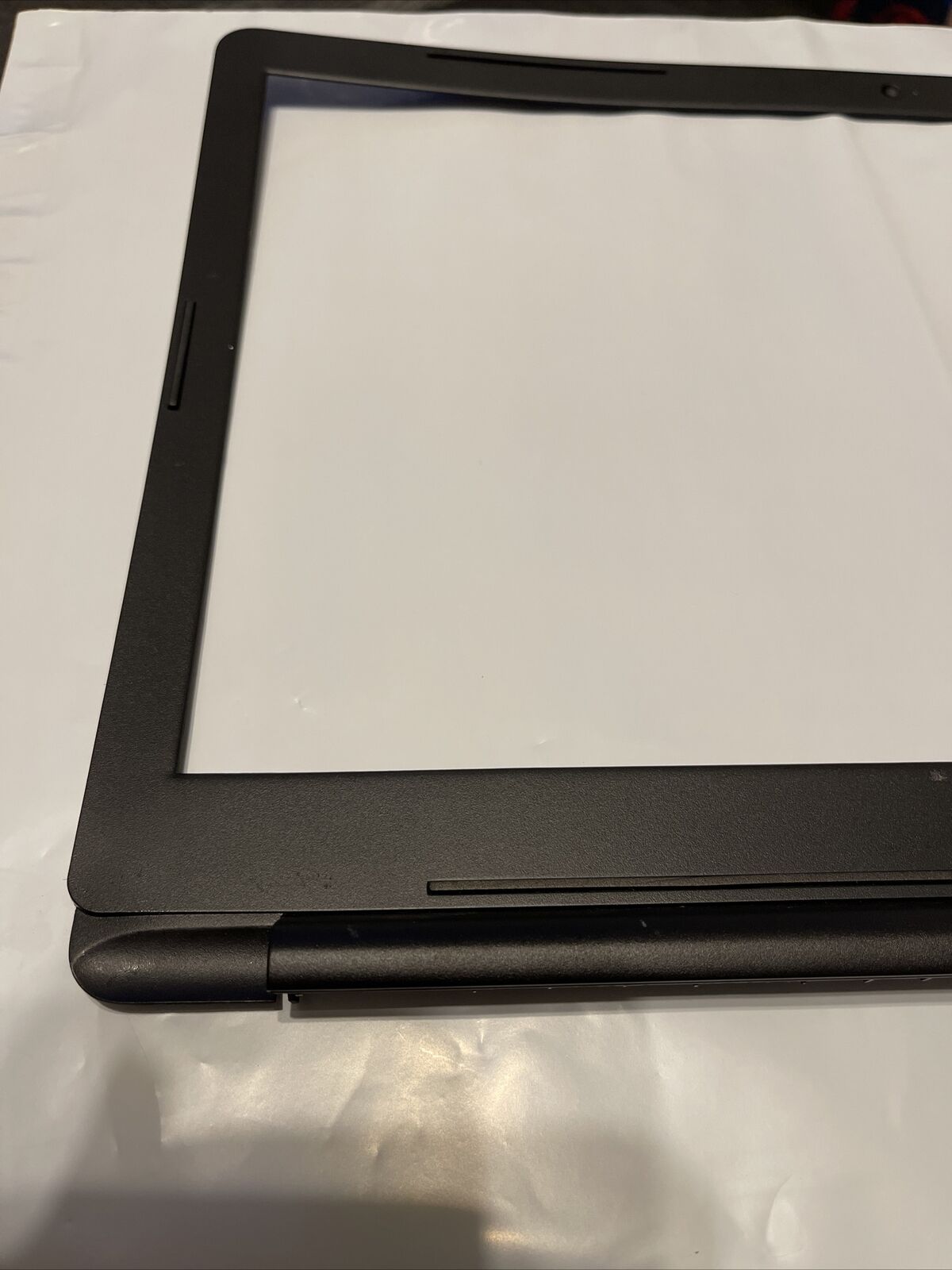 Genuine Dell OEM Inspiron 3780 17.3" Front Trim LCD Bezel T85GY 0T85GY N4