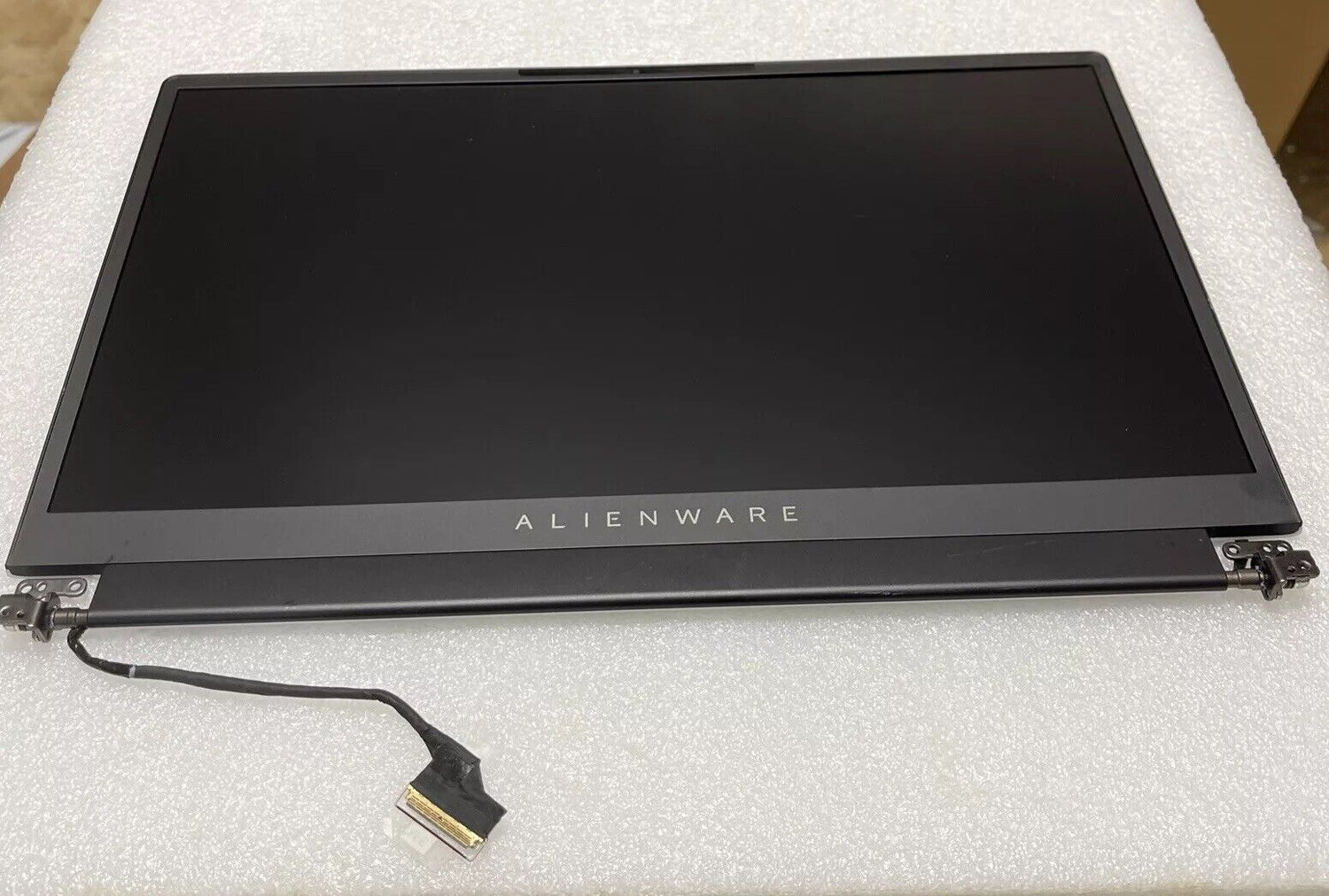 Dell Alienware X15 R1 15.6" WQHD LCD SCREEN White VJYJ1 CGDY2 031X74 GM F3