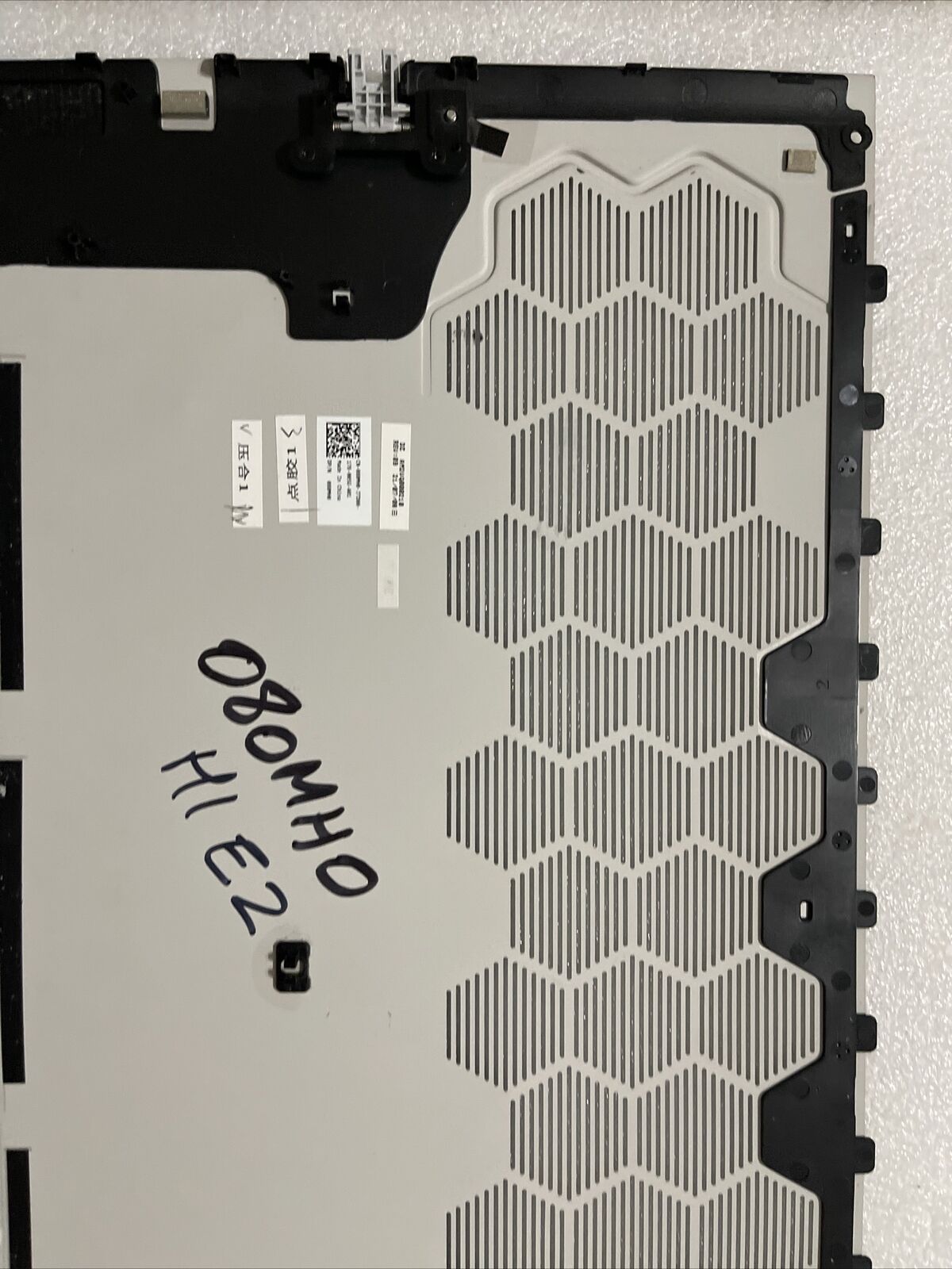 Genuine Dell Alienware M17 R3 White Bottom Base Back Cover 80MH0 080MH0 H1 E2 E1