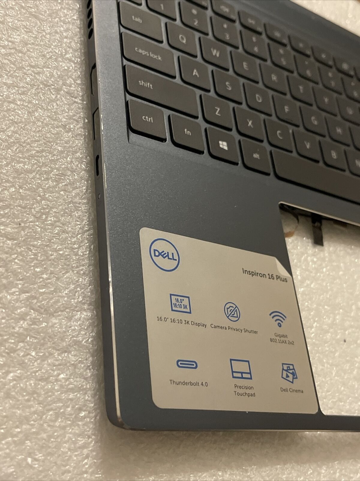Dell Inspiron 16 Plus 7610 Laptop Palmrest US/EN Keyboard 0YRKJM  H1 P7 Dented