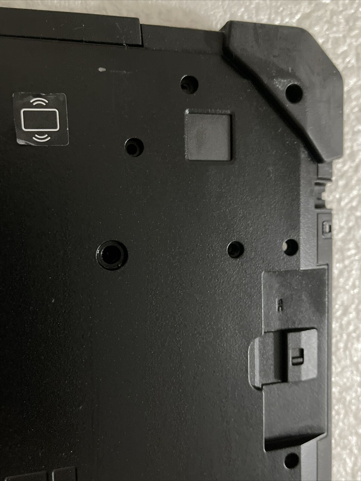 Dell Latitude 7220 Rugged Extreme Tablet Bottom Cover Extras DwCGW 5n4DJ B8K1