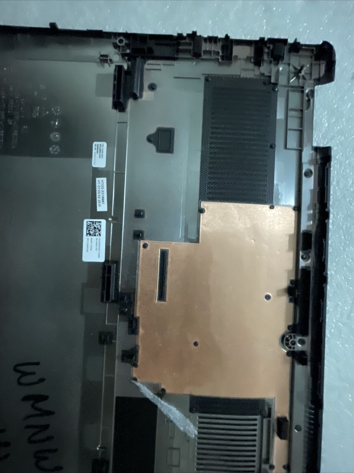 Genuine Dell Latitude 3520 15.6" Bottom Base Case Cover WMNWX 0WMNWX  H1 C4