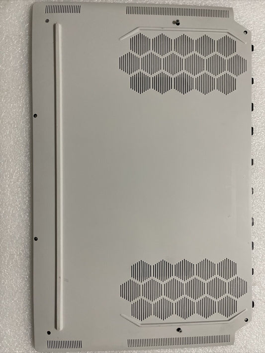 Genuine Dell Alienware X17 R2 Bottom Base Back Cover White 021FNV 21FNV H1 E2 E1