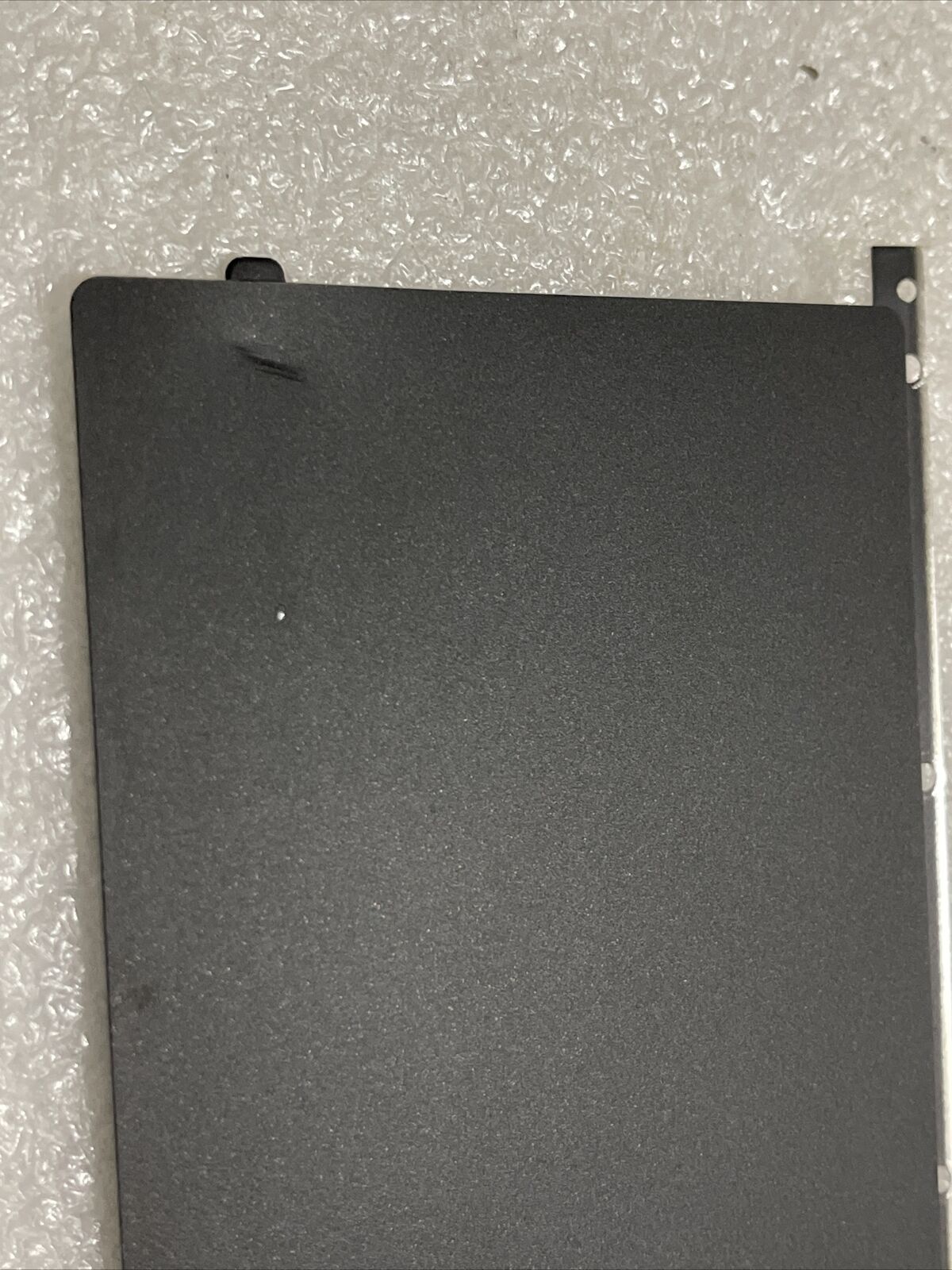 Dell Alienware AWM18A145 Touchpad T7RFM F046X NCTC8 F046X Black H1T3 Dented Read