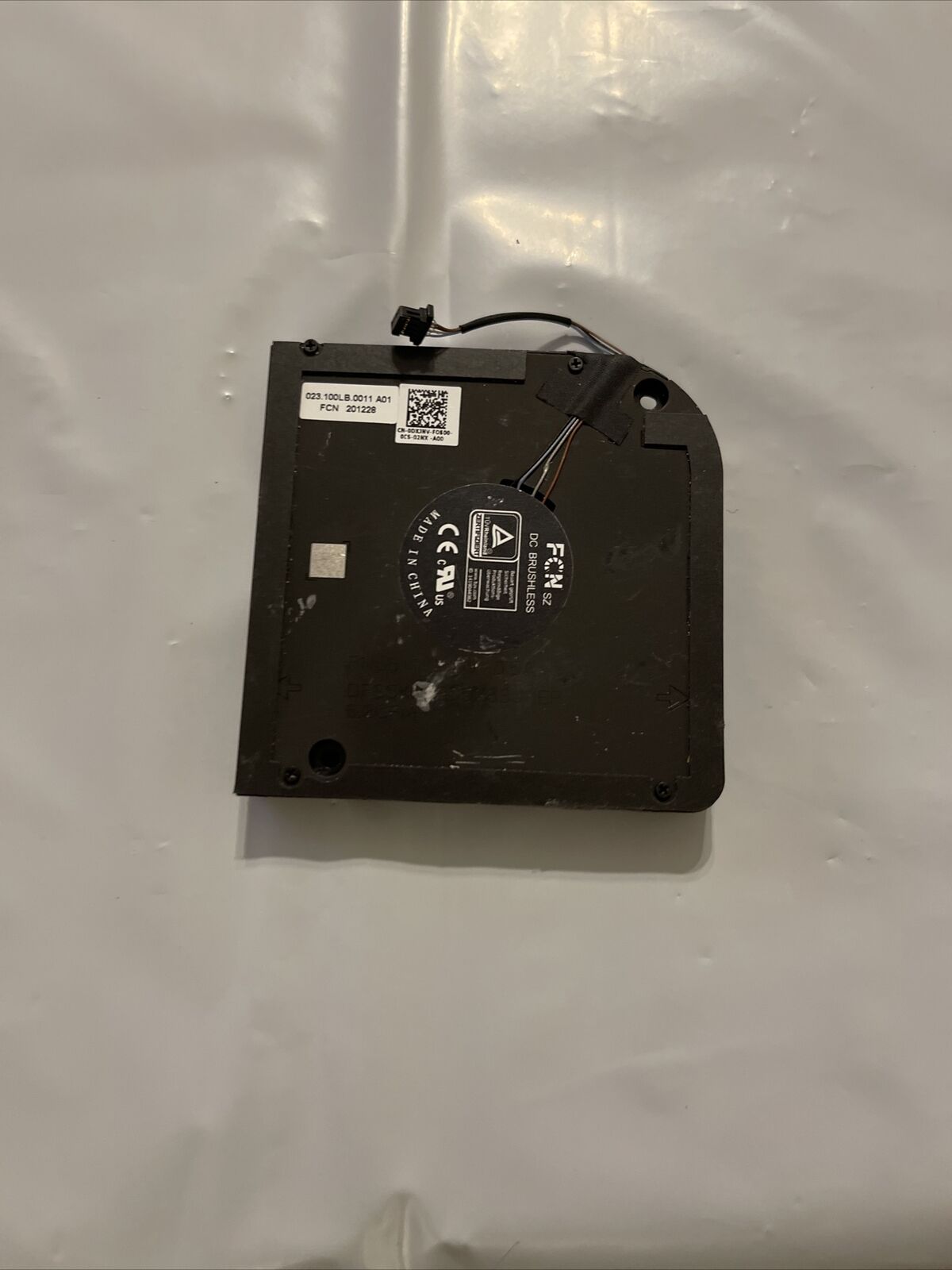 New Genuine DELL Precision 3560 LAPTOP cooling FAN DXJNV 0DXJNV P1