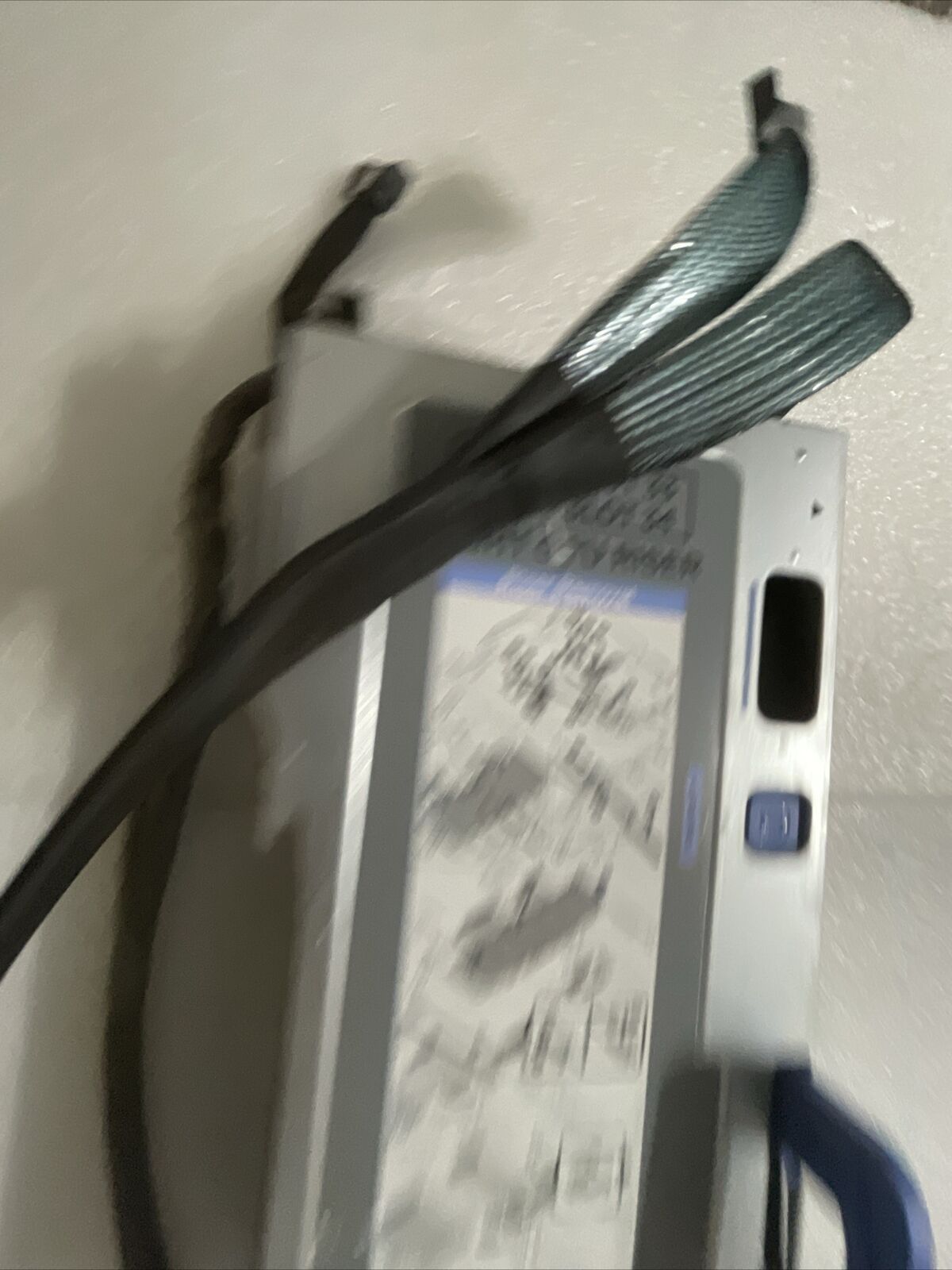 GENUINE Dell PowerEdge R750XA Front Right Riser Cage W Cables- 0FV5WM FV5WM K2