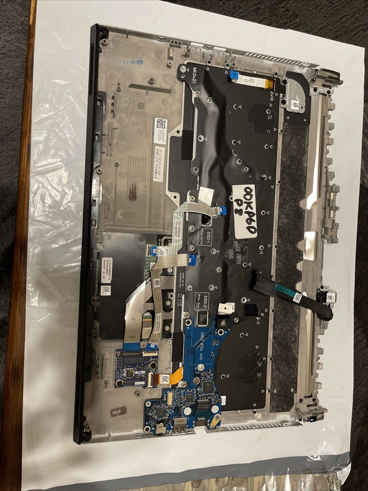 Dell Alienware M17 R3 Laptop Palmrest US Lunarlight Keyboard 00KP6D P8 T4 GradeB