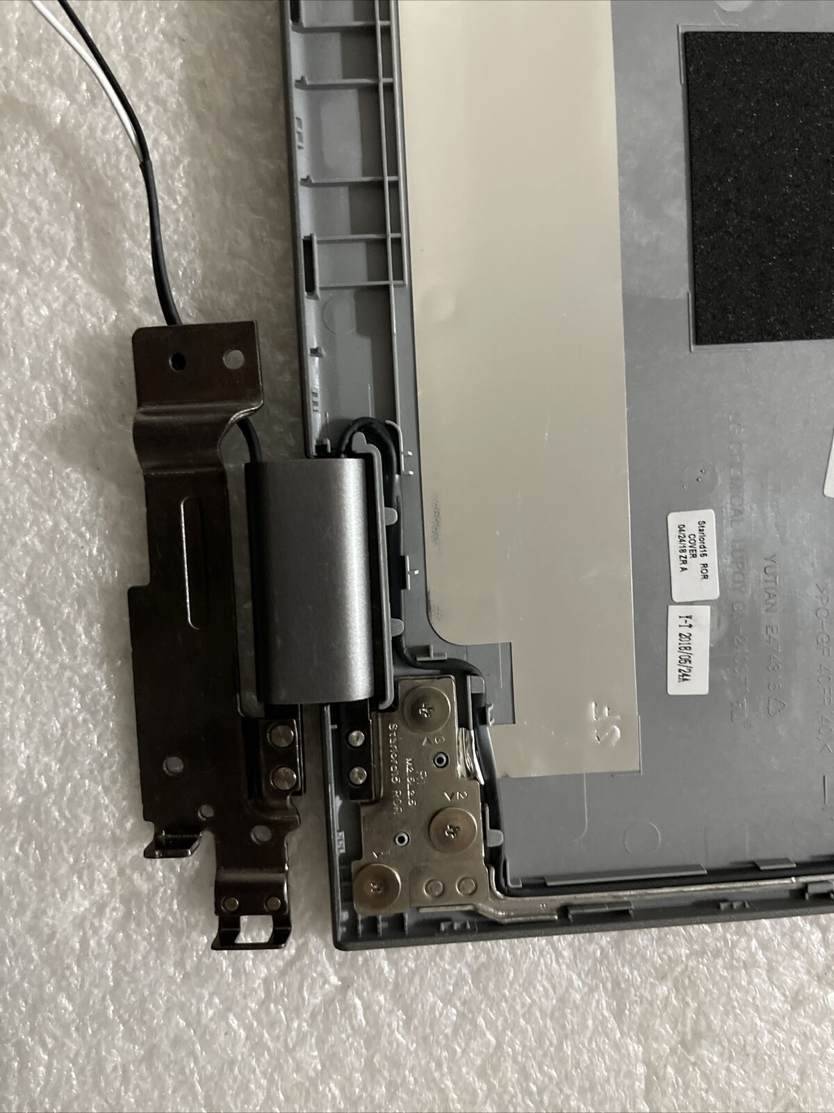 Dell Inspiron 15 5568 5578 15.6" LCD Back Cover Lid w/Hinges 00XHC2 0XHC2 HN A3