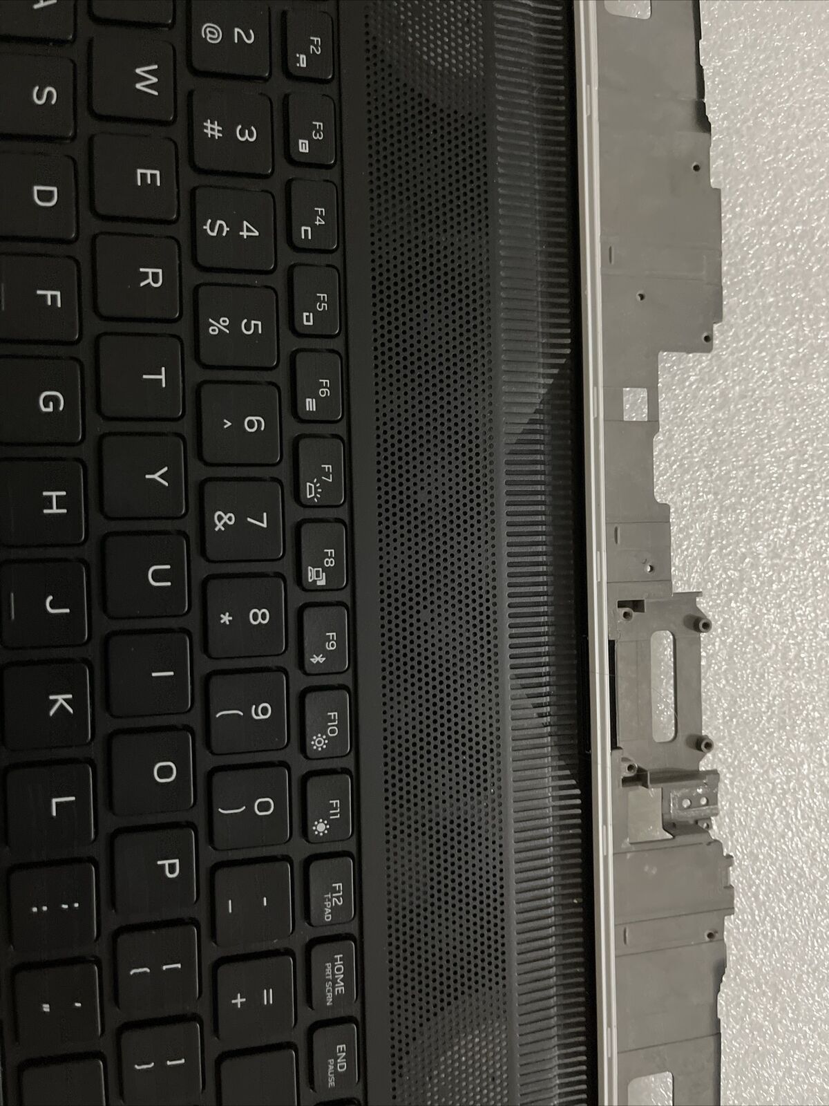 DELL Alienware X14 R1 Laptop Palmrest US Eng KEYBOARD Y7YTK 52P24 N2 B5 Grade A