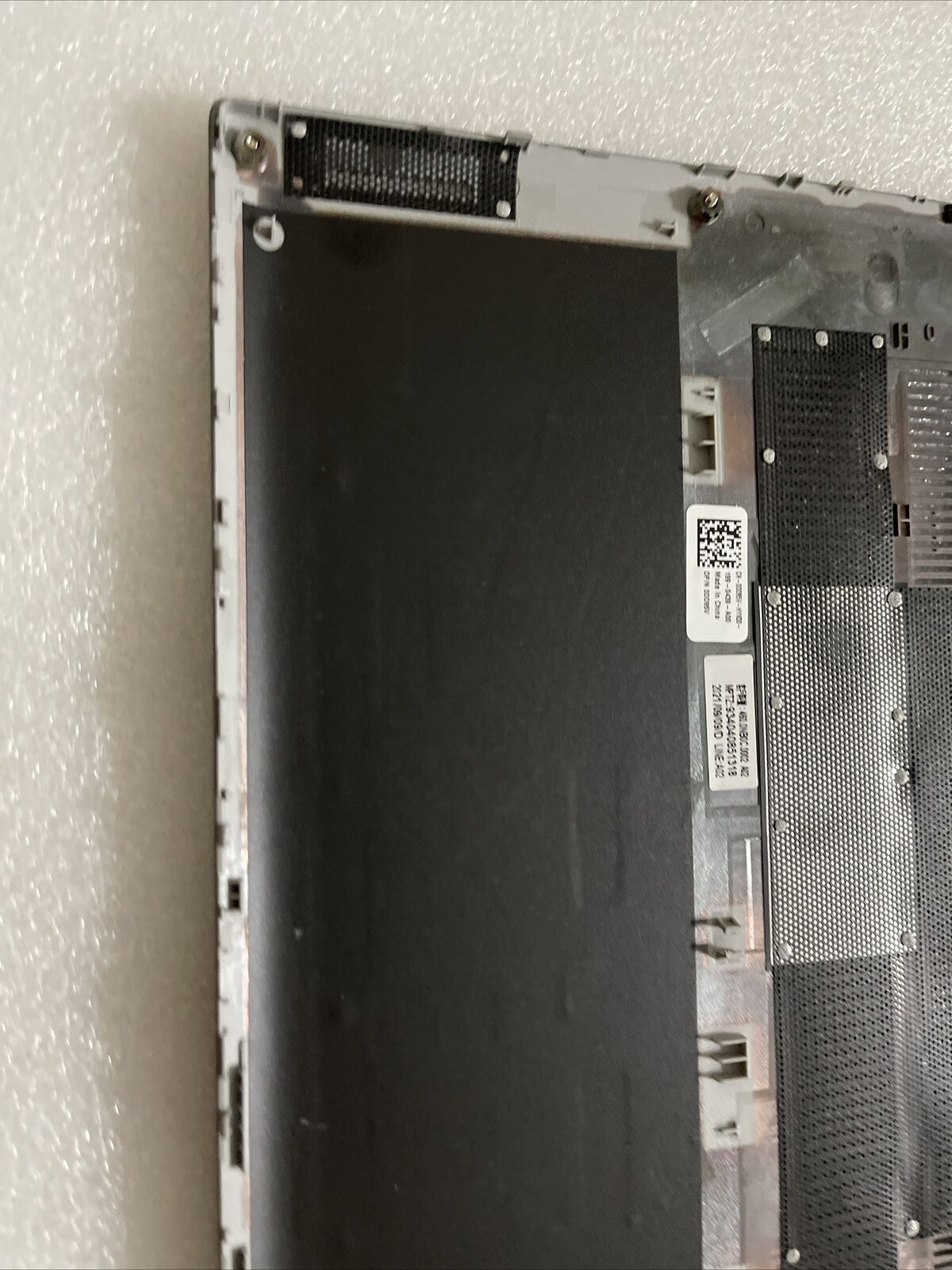Genuine Dell Latitude 3320 Laptop Bottom Base Case Cover DD95V 0DD95V H1 C1
