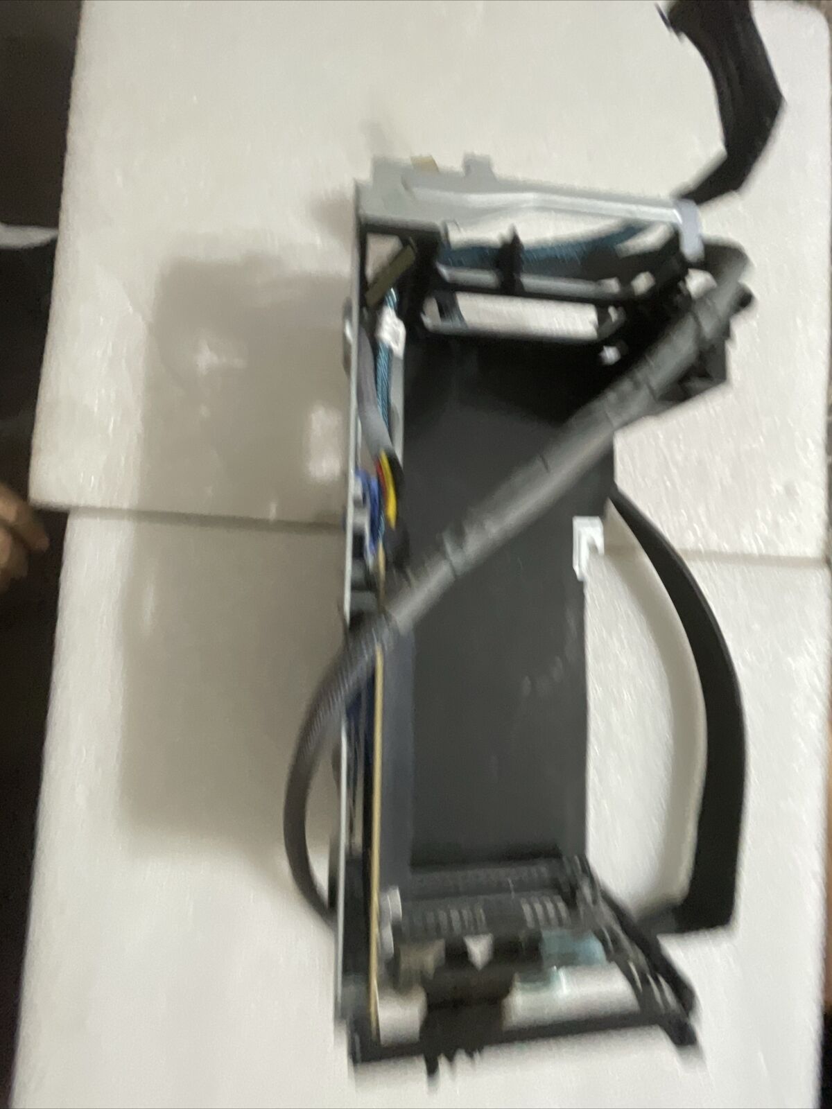 GENUINE Dell PowerEdge R750XA Front Right Riser Cage W Cables- 0FV5WM FV5WM K2