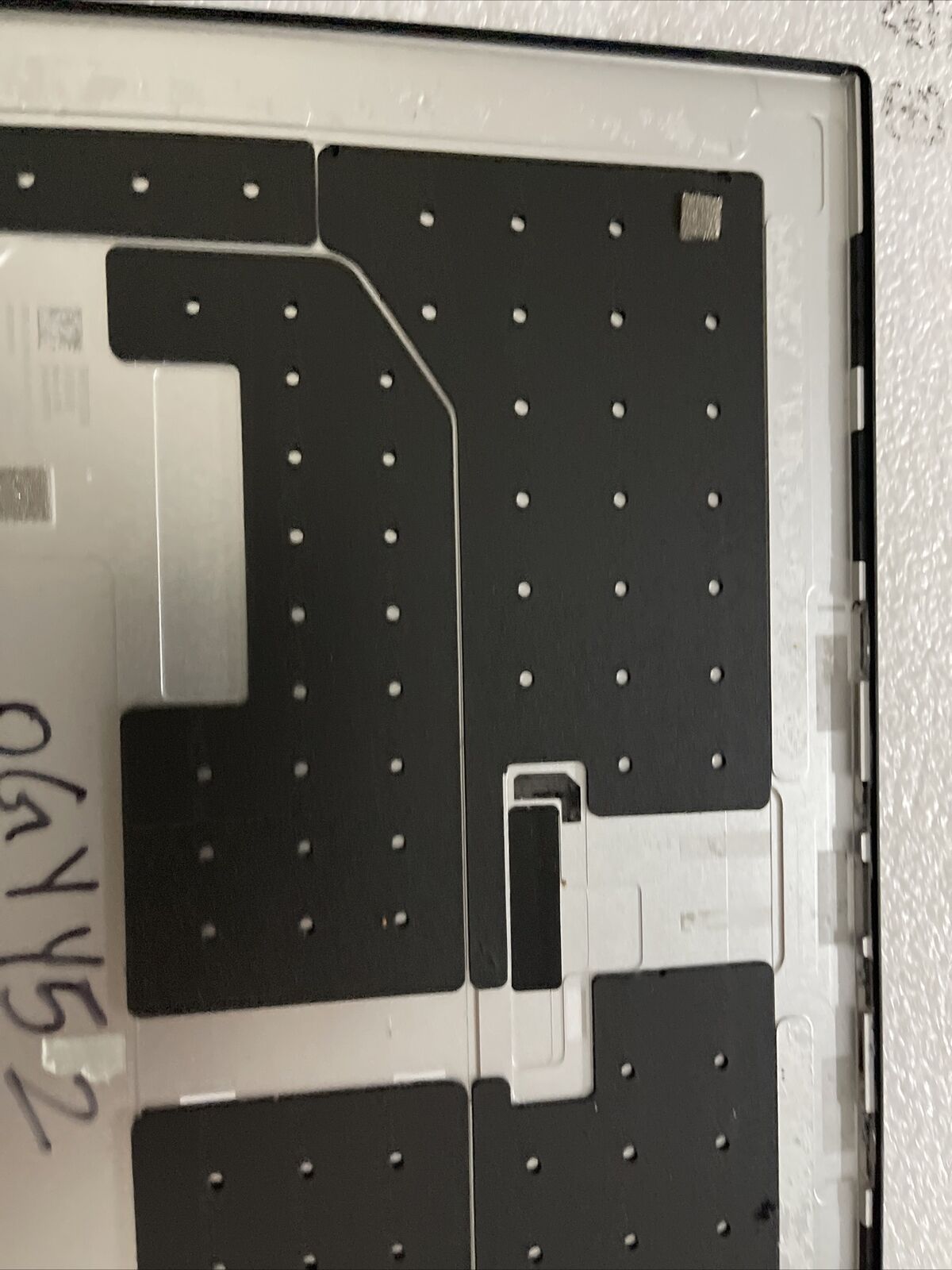 Dell OEM XPS 15 9500 FHD LCD Back Cover Panel w/ Hinges No-TS GYY52 0GYY52 H1 A3