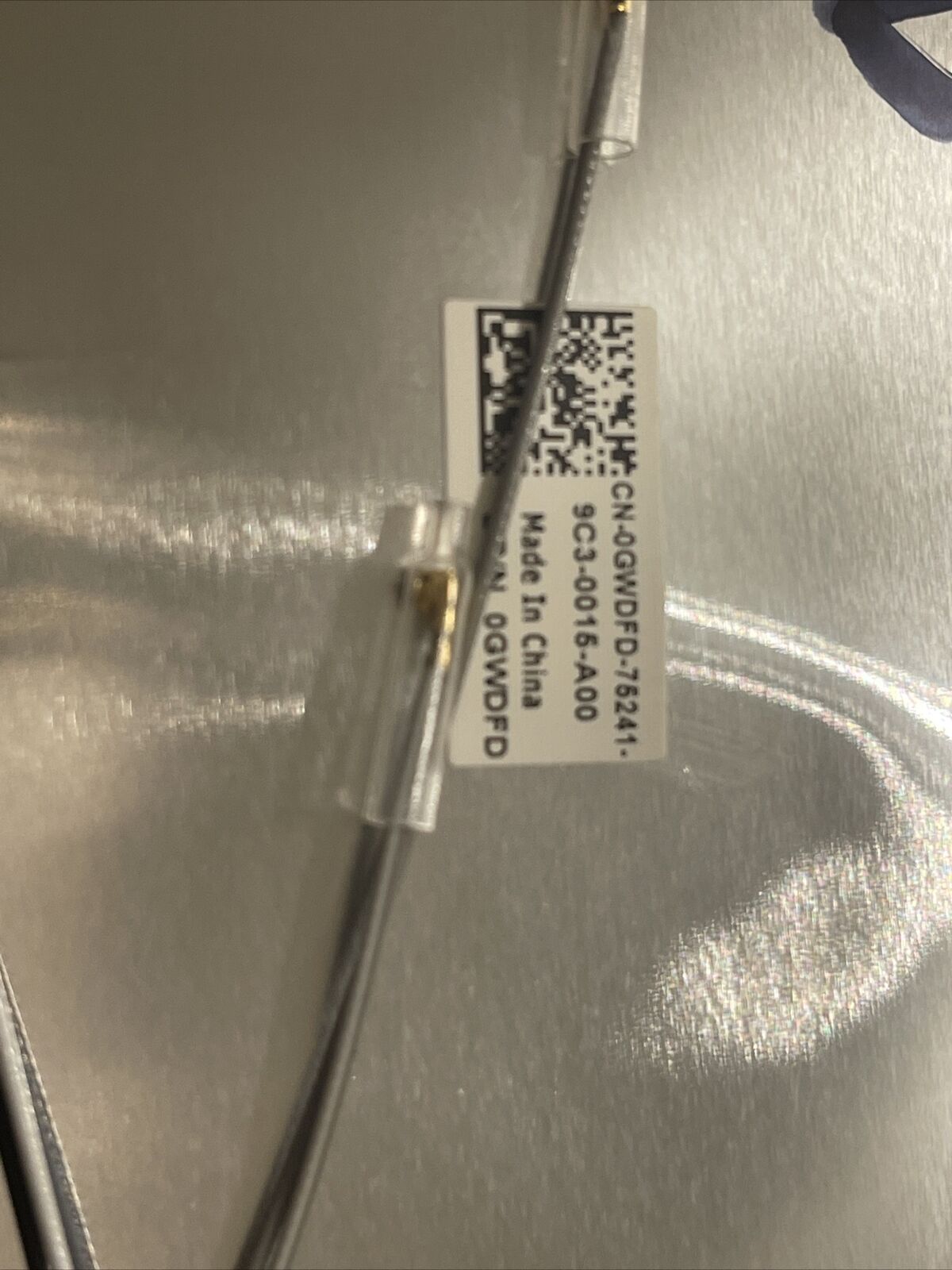 Gen DELL Studio 1457 1458 LCD Back Cover Top Lid w/Hinges 7M3DT GWDFD 0GWDFD B7